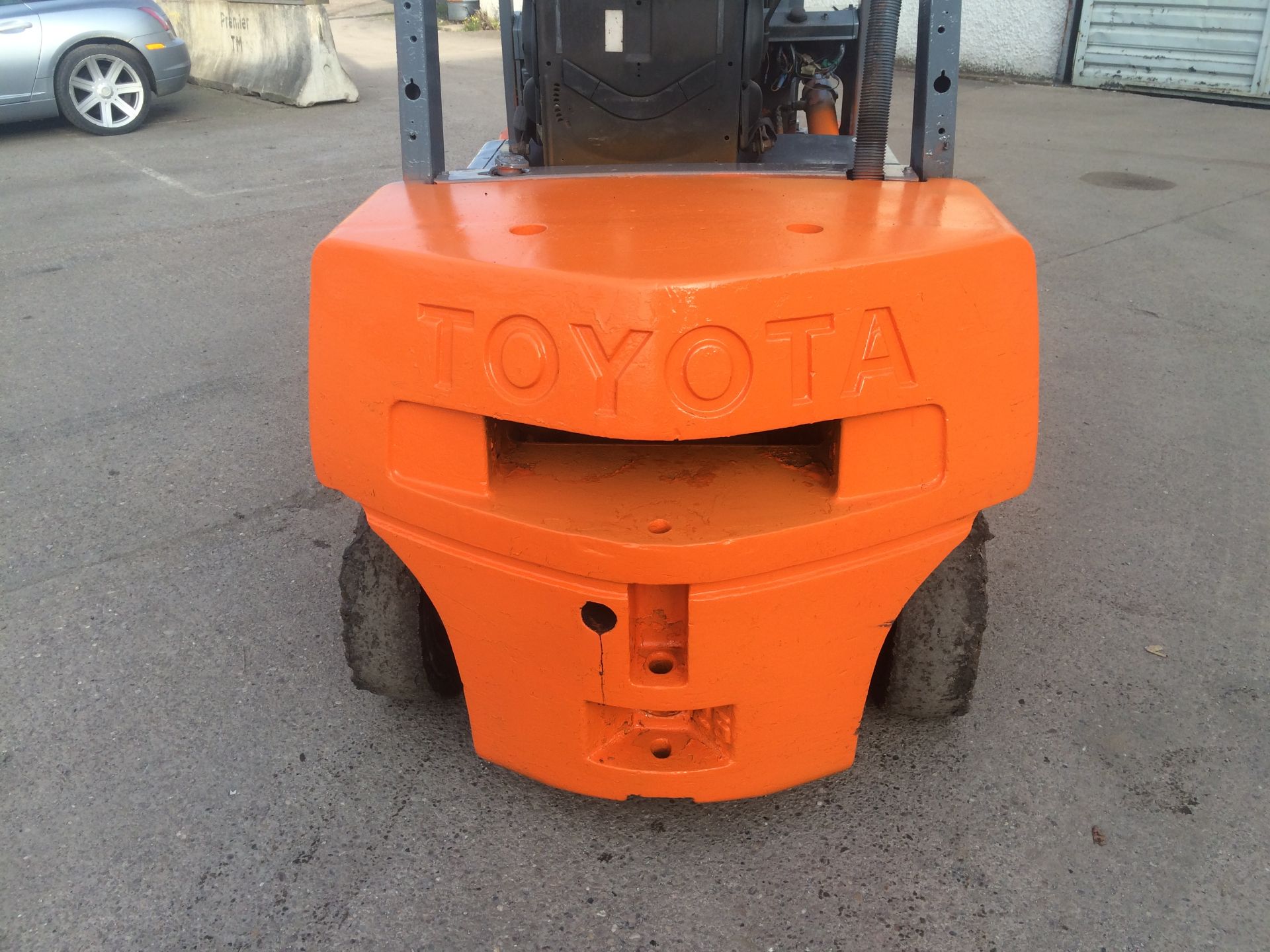 2 TONNE TOYOTA FORKLIFT, IN WORKING ORDER, STARTS RUNS & LIFTS *NO VAT* - Image 6 of 14