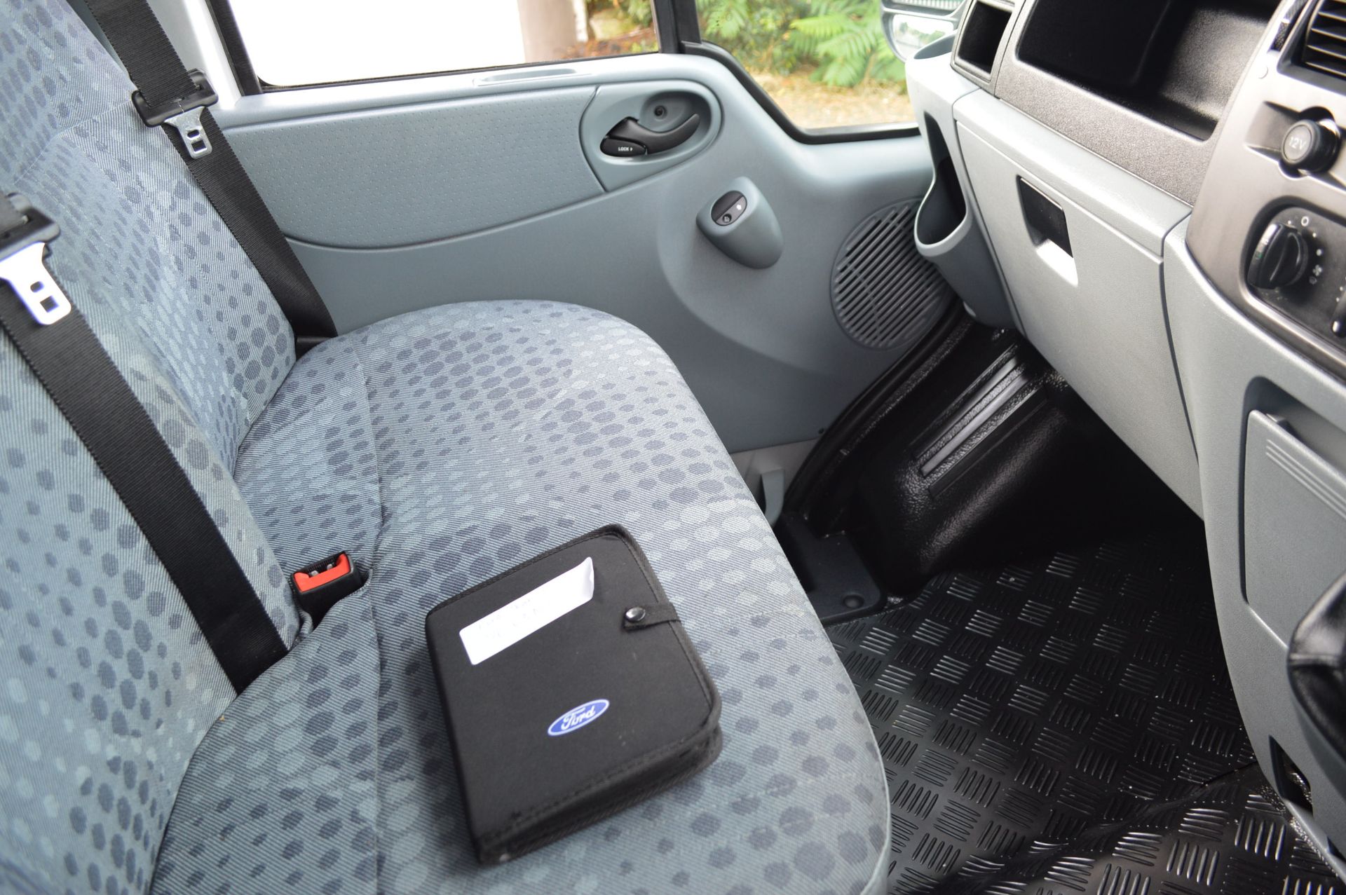 2013/63 REG FORD TRANSIT 125 T330 FWD - 1 OWNER FROM NEW, AIR CON, HEATED WINDSCREEN! *NO VAT* - Image 20 of 25