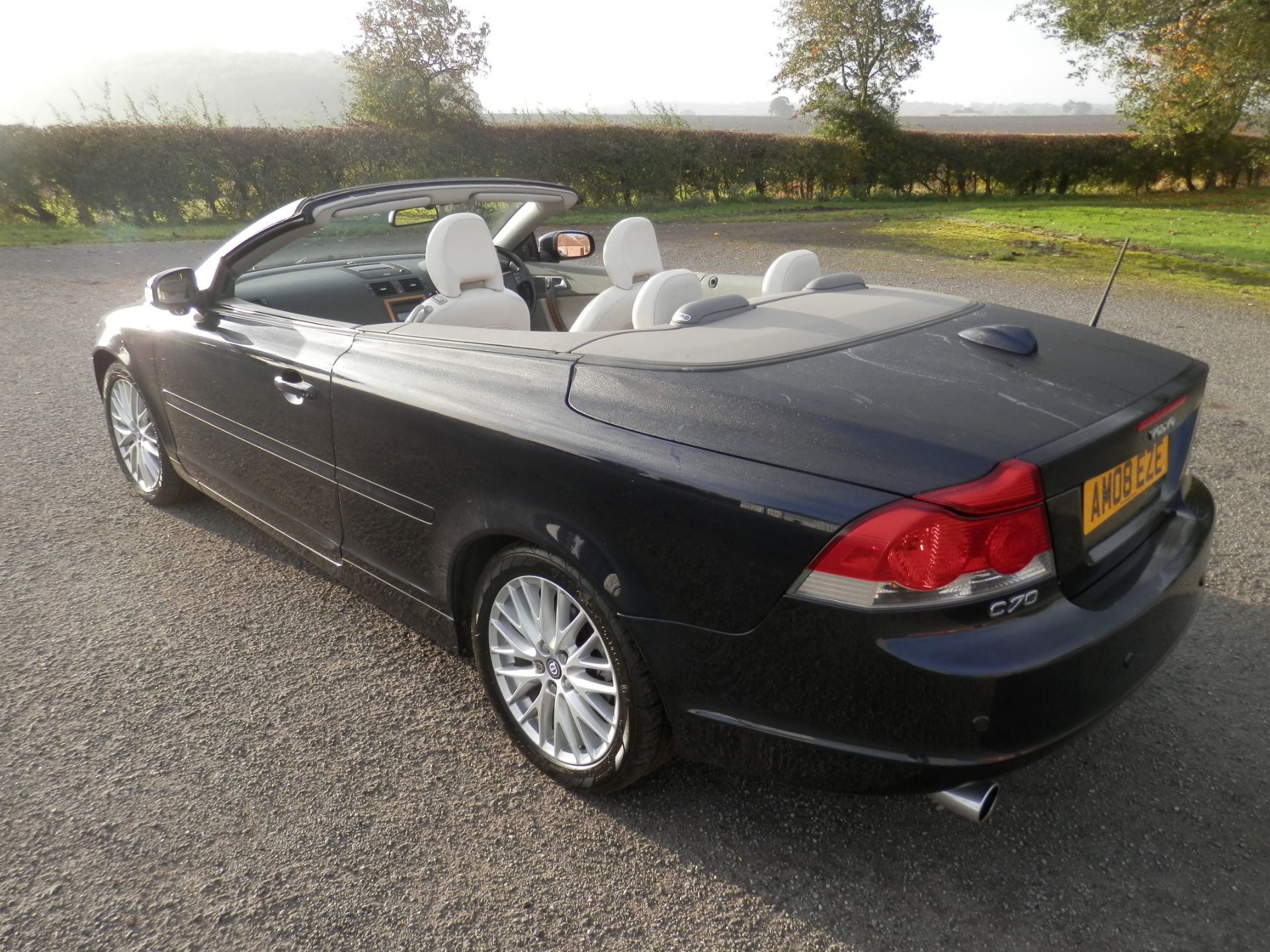 2008/08 VOLVO C70 SE LUX D5, DIESEL AUTO,CONVERTIBLE, MOT MAY 2017, ONLY 102K MILES, 180 BHP. - Image 5 of 57