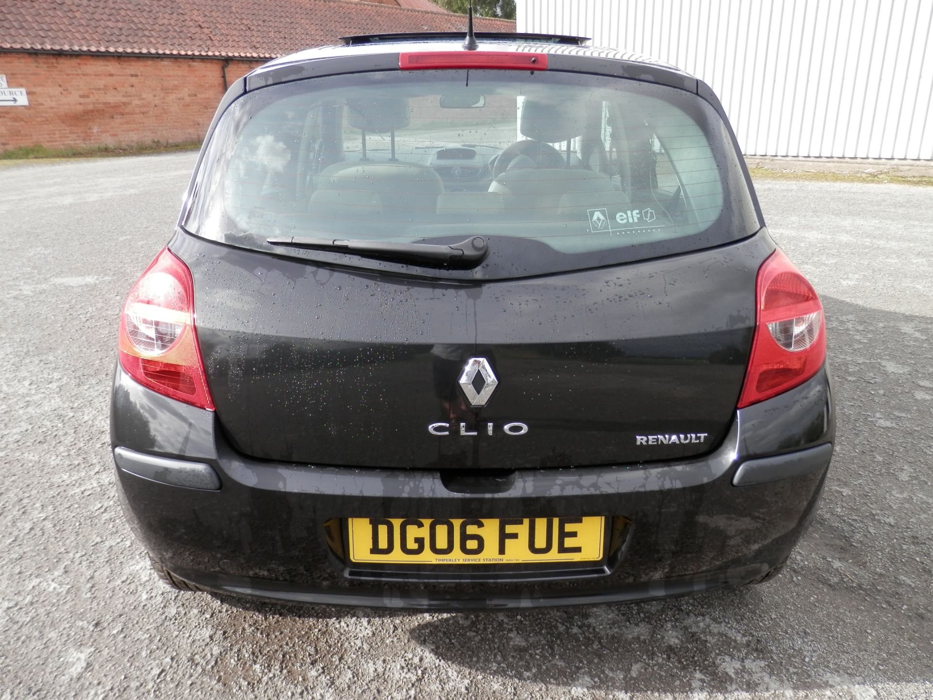 06/2006 RENAULT CLIO (FACELIFT MODEL) 1.4 EXPRESSION 16 VALVE, AIR CON, ONLY 47K MILES WARRANTED. - Image 3 of 26