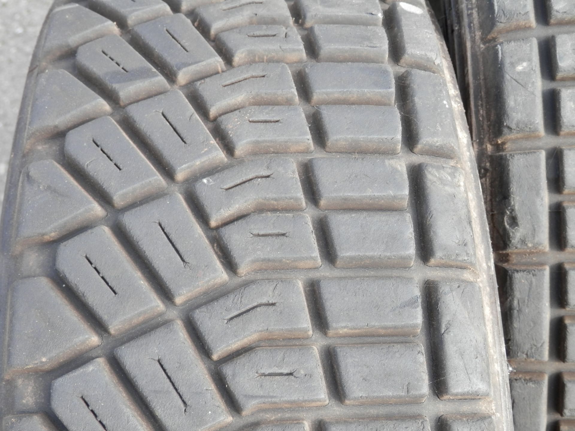 4 X DUNLOP DIREZZA RALLYE/OFF ROAD TYRES, 185/65/15 FROM A 2000 MITSUBISHI EVOLUTION. - Image 6 of 8