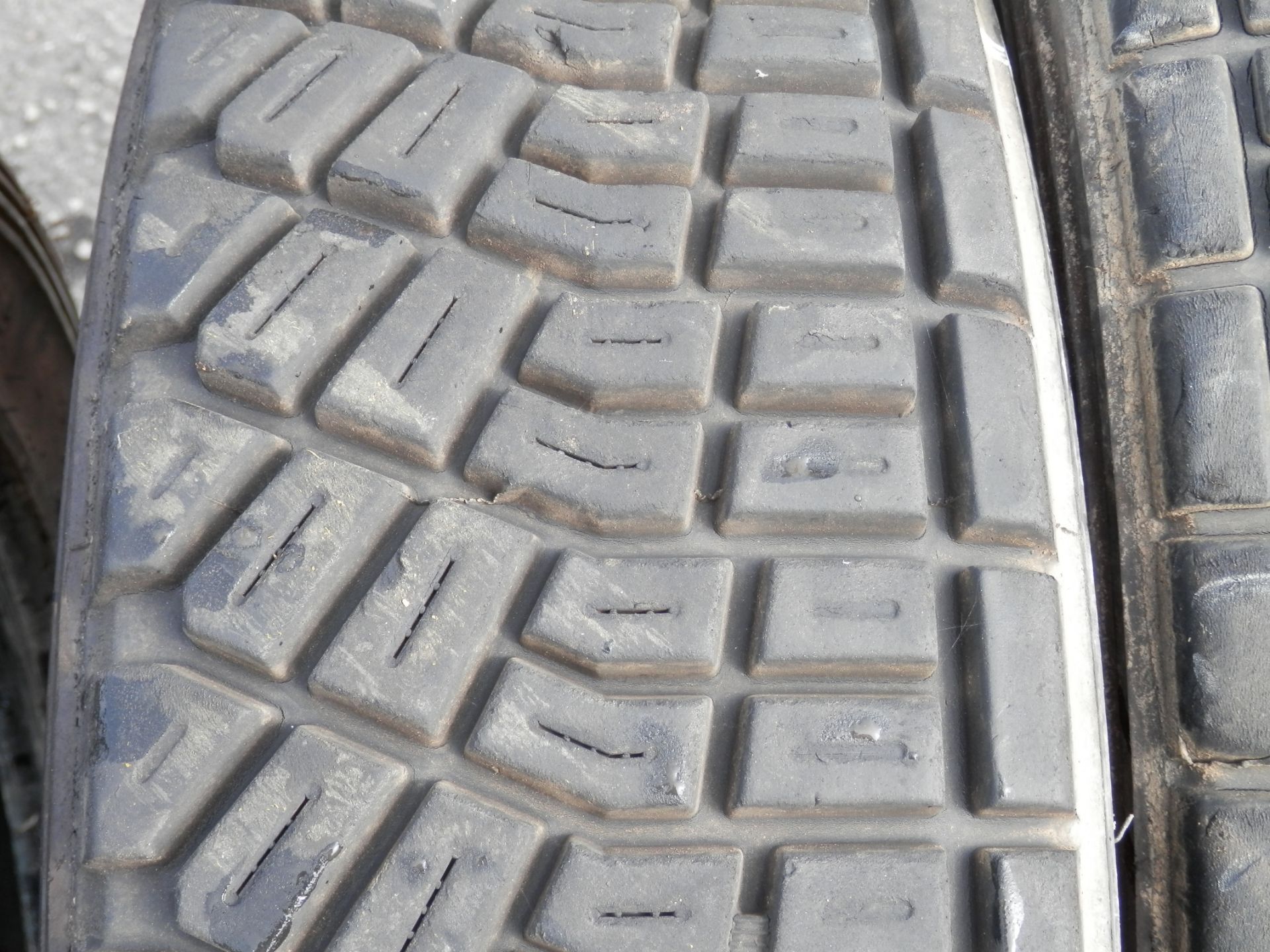 4 X DUNLOP DIREZZA RALLYE/OFF ROAD TYRES, 185/65/15 FROM A 2000 MITSUBISHI EVOLUTION. - Image 4 of 8