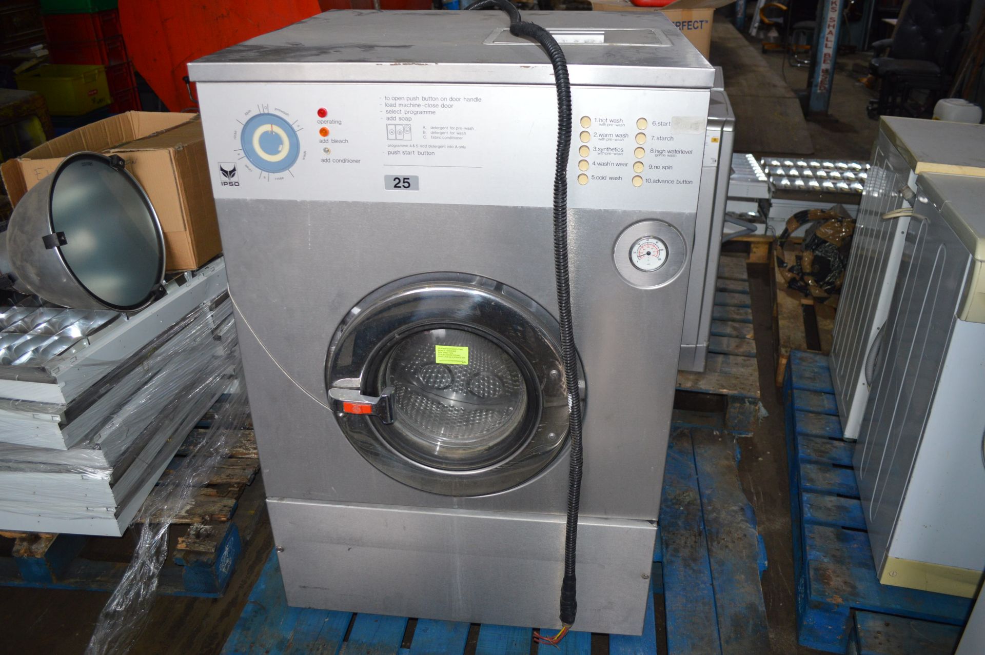 X4 INDUSTRIAL SIZE / HEAVY DUTY WASHERS AND DRYERS - UNTESTED *NO VAT*
