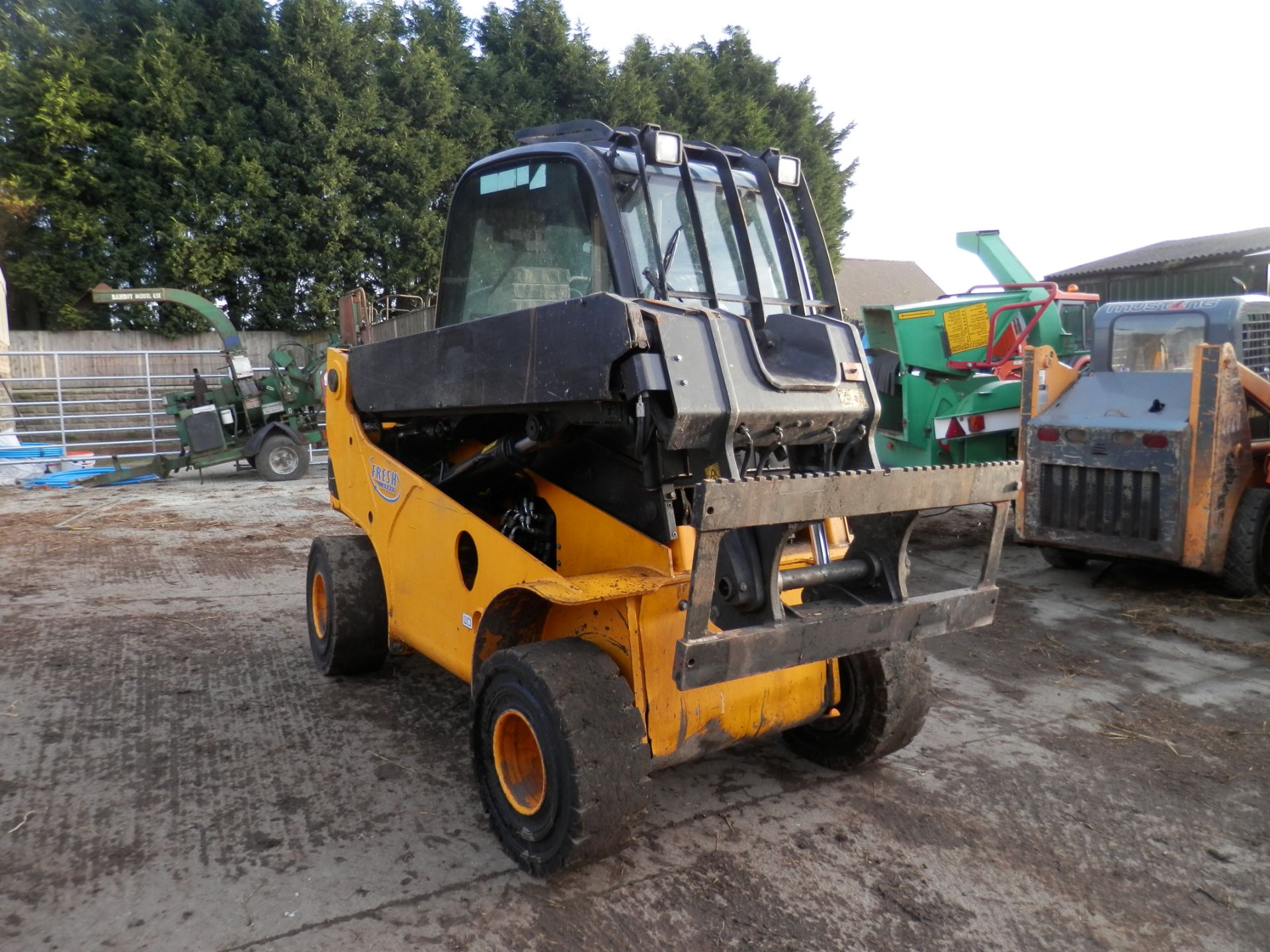 2010 JCB TLT30T 4X4 5100 KG DIESEL FORK TELE LIFT, PALLET FORKS INCLUDED.