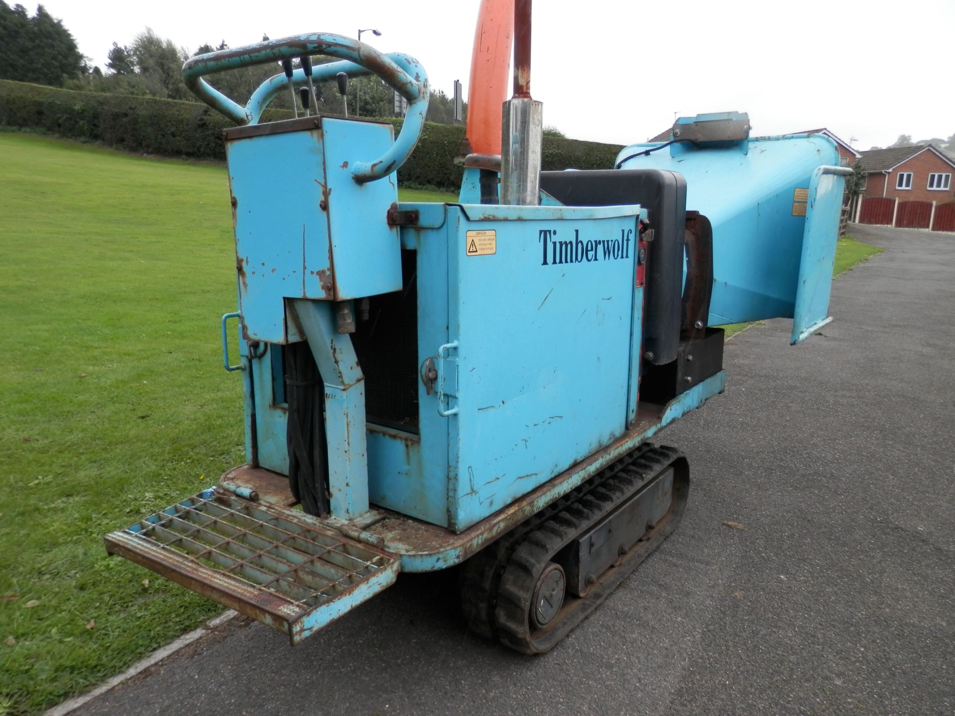 ALL WORKING TRACKED TIMBERWOLF DIESEL ENGINED 6" CHIPPER/SHREDDER, WITH RETRACTABLE TRACKS - Image 4 of 10