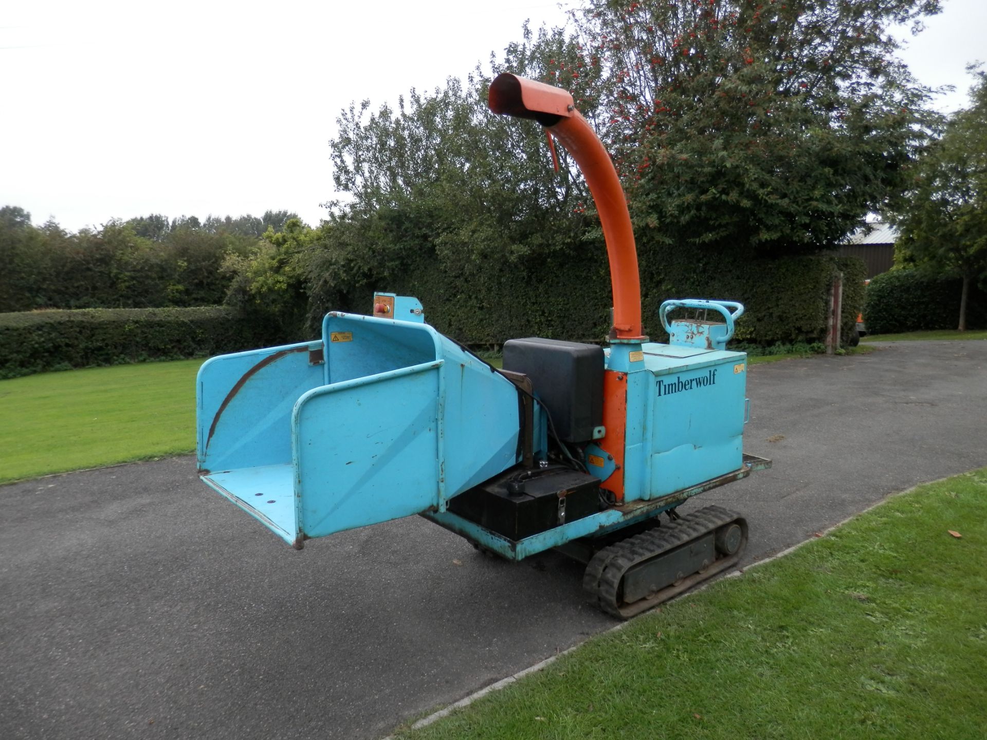 ALL WORKING TRACKED TIMBERWOLF DIESEL ENGINED 6" CHIPPER/SHREDDER, WITH RETRACTABLE TRACKS