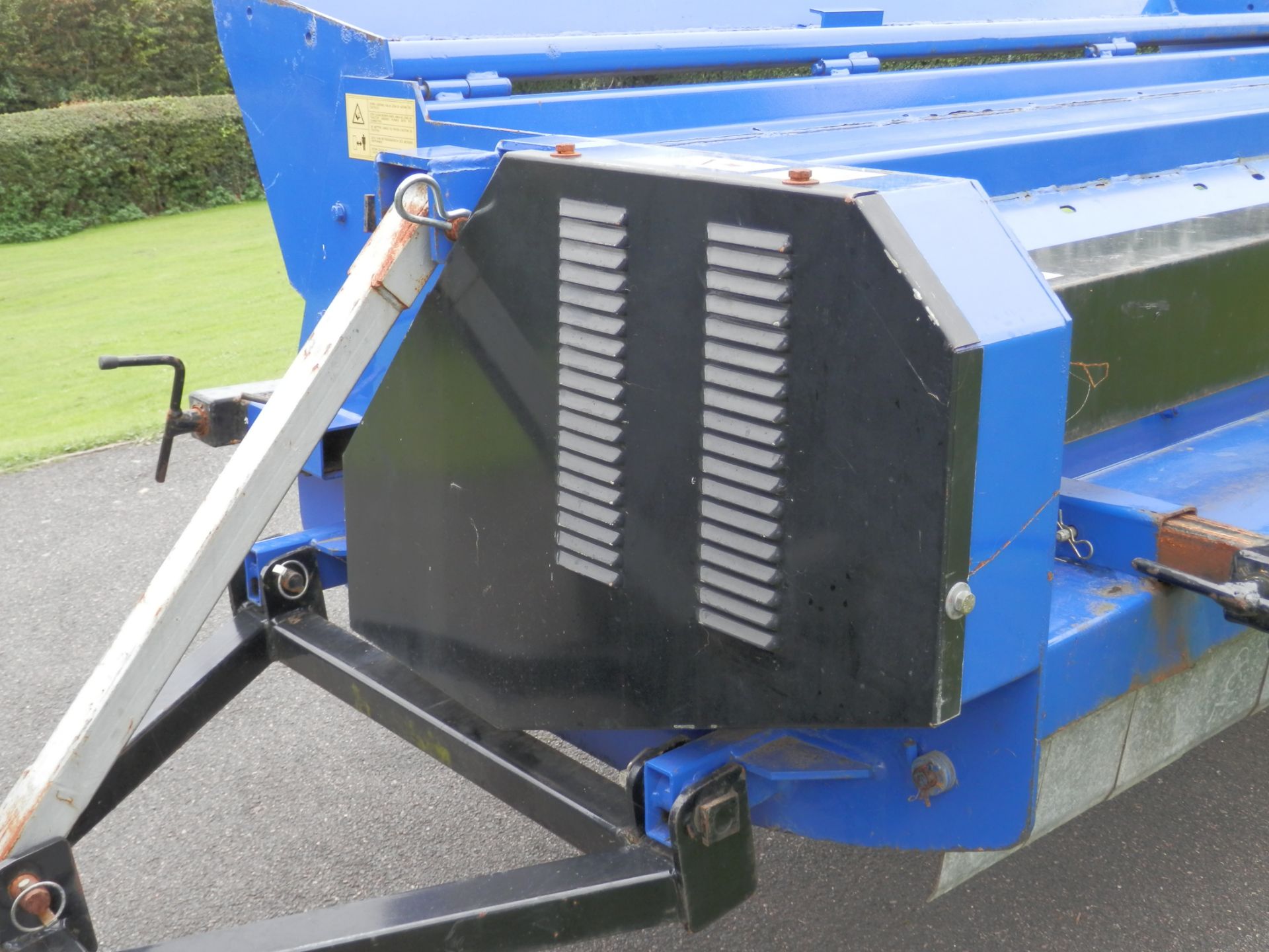 RYETEC FLAIL TSN TOPPER/SHREDDER ATTACHMENT FOR LARGE TRACTOR, WILL EAT EVERYTHING IN ITS PATH ! - Image 9 of 11