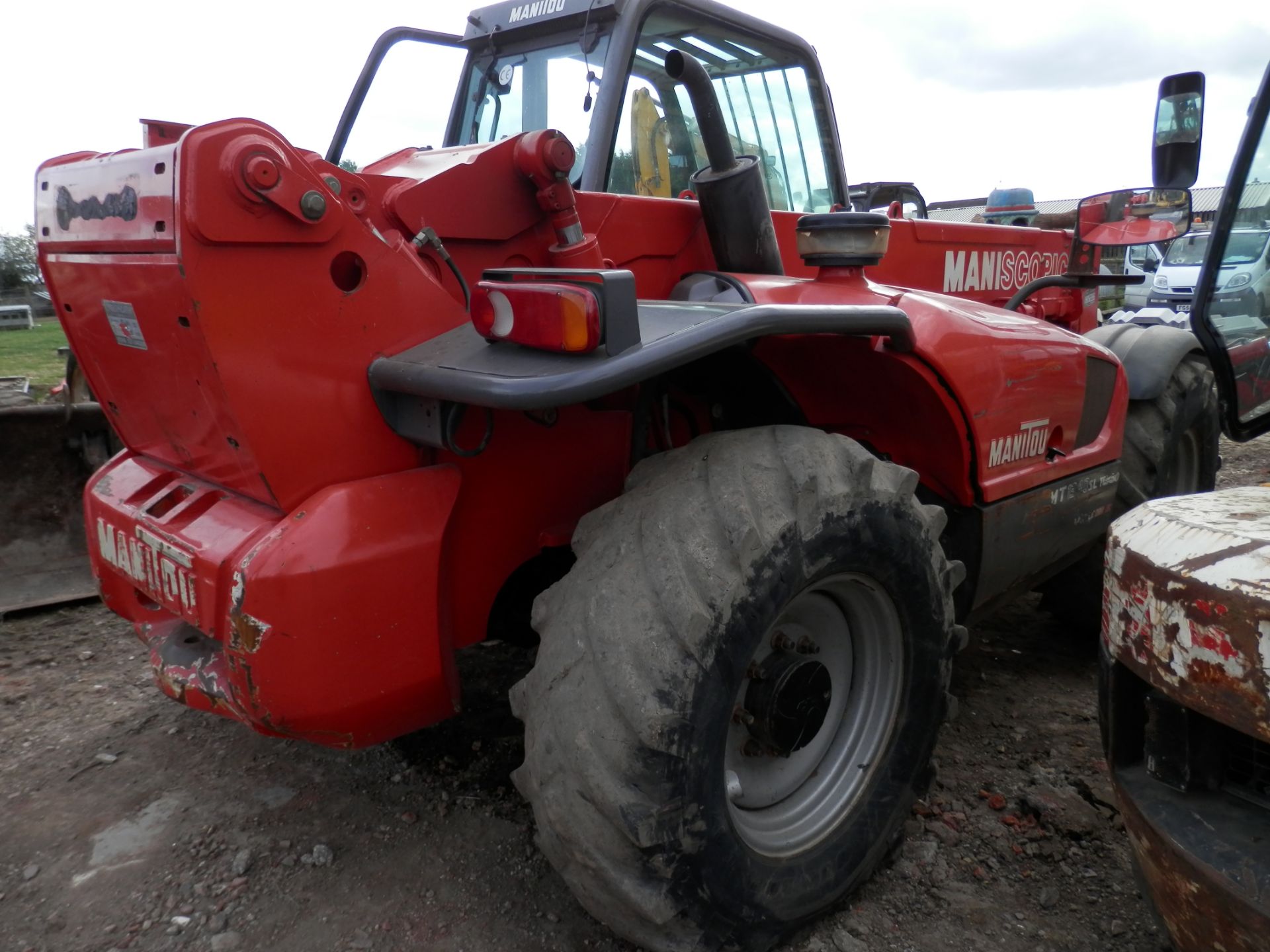 2003 MANITOU MANISCOPIC TELE LIFT WITH FORKS,3.5 TONNE LIFT CAPACITY. - Image 3 of 10