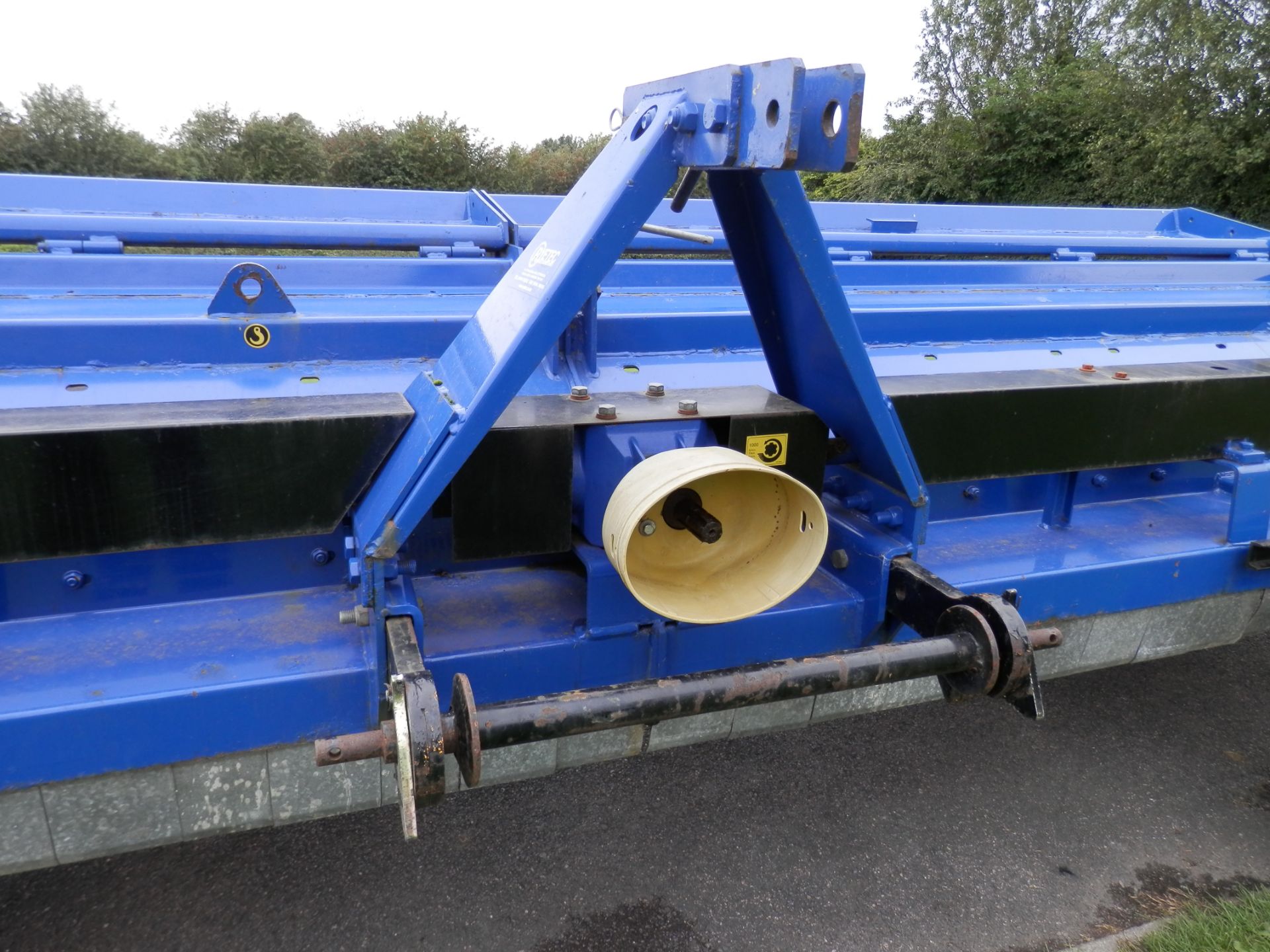 RYETEC FLAIL TSN TOPPER/SHREDDER ATTACHMENT FOR LARGE TRACTOR, WILL EAT EVERYTHING IN ITS PATH ! - Image 7 of 11