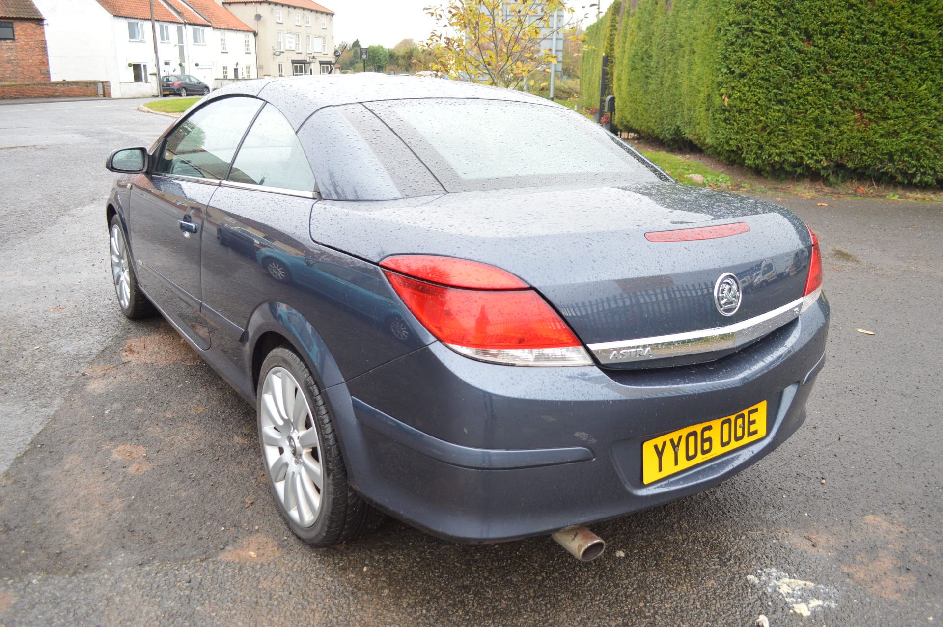 2006/06 VAUXHALL ASTRA DESIGN 1.8 SPORT TWIN TOP CONVERTIBLE, ONLY 62K MILES WARRANTED, MOT FEB 2017 - Image 5 of 33