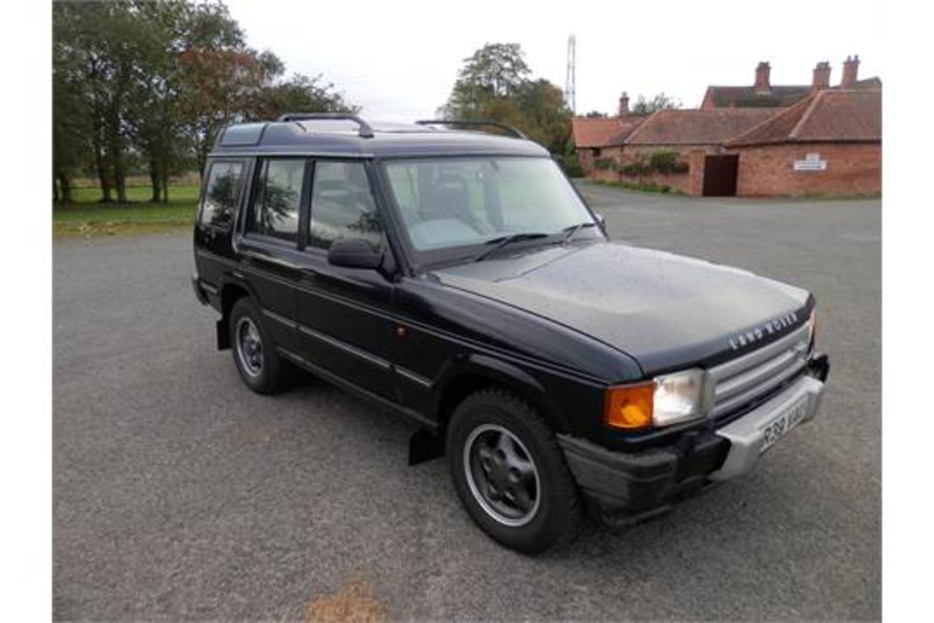 1998/R REG LAND ROVER DISCOVERY 2.5 TDI, MOT MARCH 2017, 180K WARRANTED MILES.