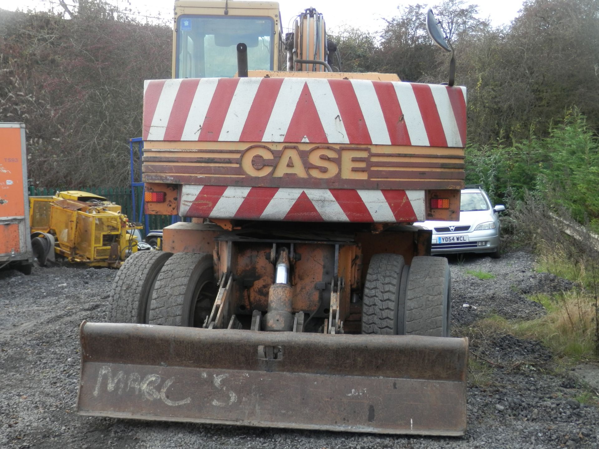 ALL WORKING CASE 688BP 17.2 TONNE DIGGER, 65KW DIESEL ENGINE & MAGNETIC LIFT ATTACHMENT INCLUDED. - Image 13 of 18