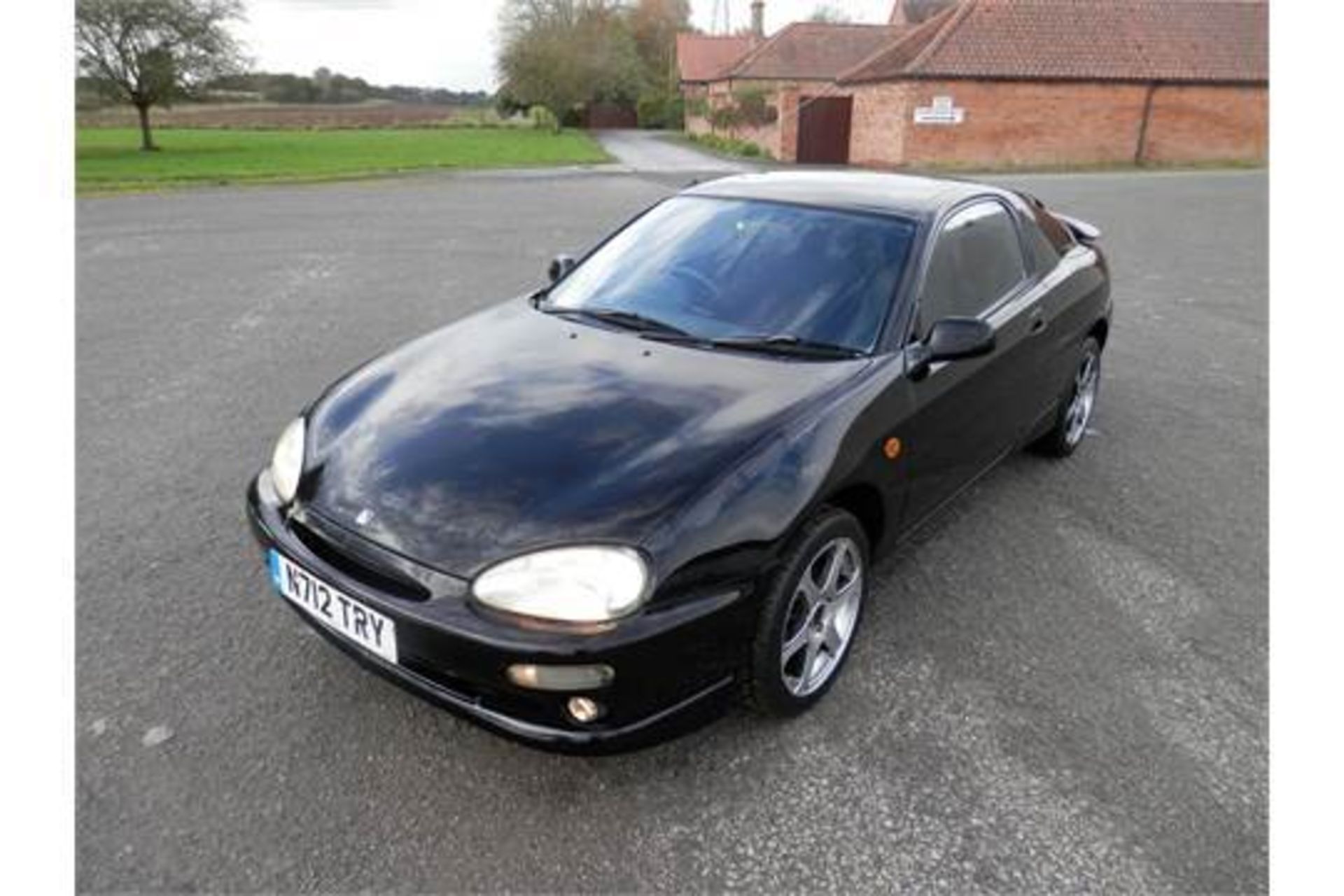 2003 REG 1995 MAZDA MX-3 1.5 AUTO 3 DOOR COUPE IN BLACK, LOG BOOK, MOT JAN, 77K MILES, DRIVES GREAT - Image 6 of 33