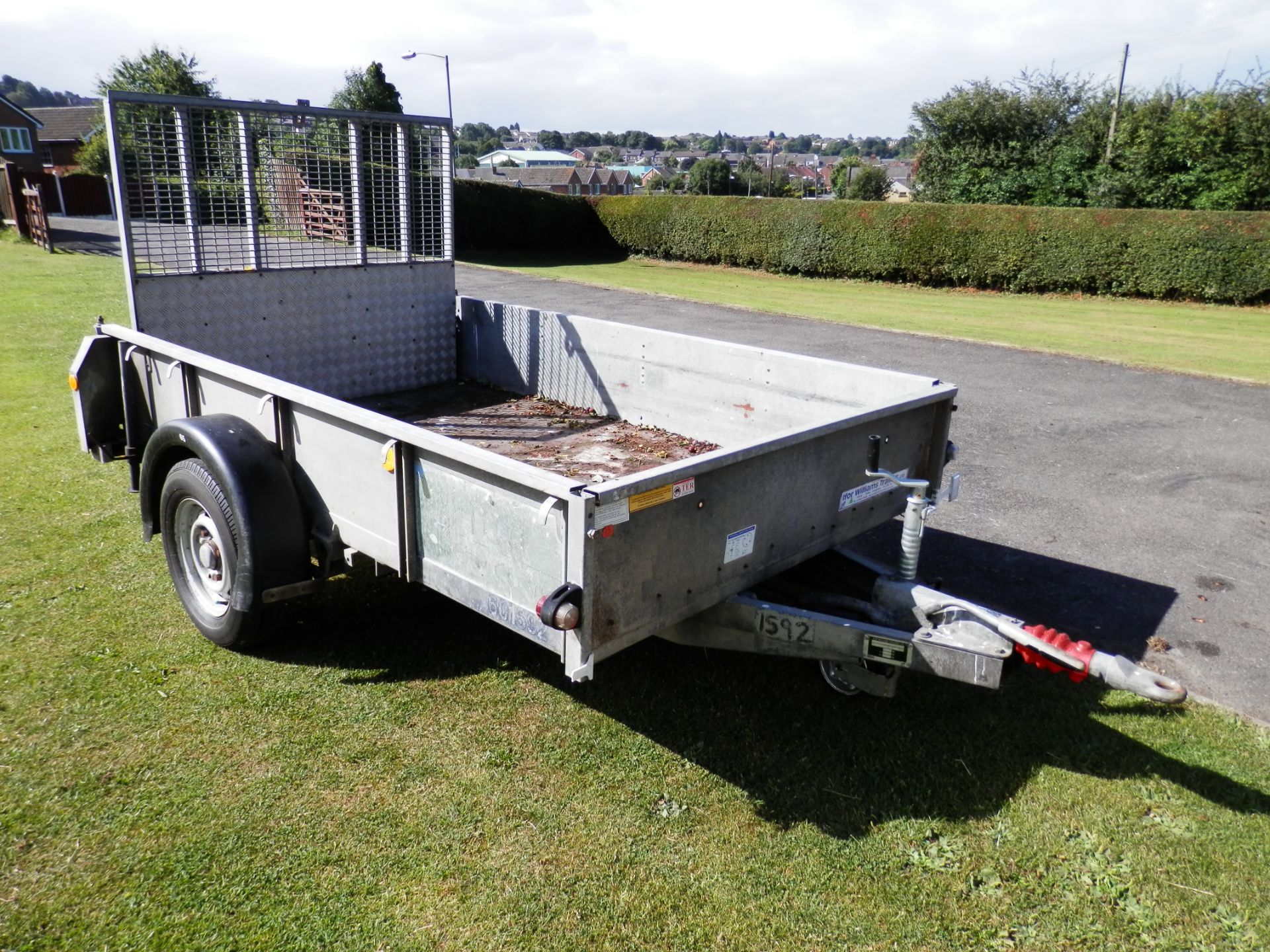 IFOR WILLIAMS 1400 KG PLANT TRAILER, VERY GOOD CONDITION, REAR DROP DOWN RAMP. - Image 6 of 9