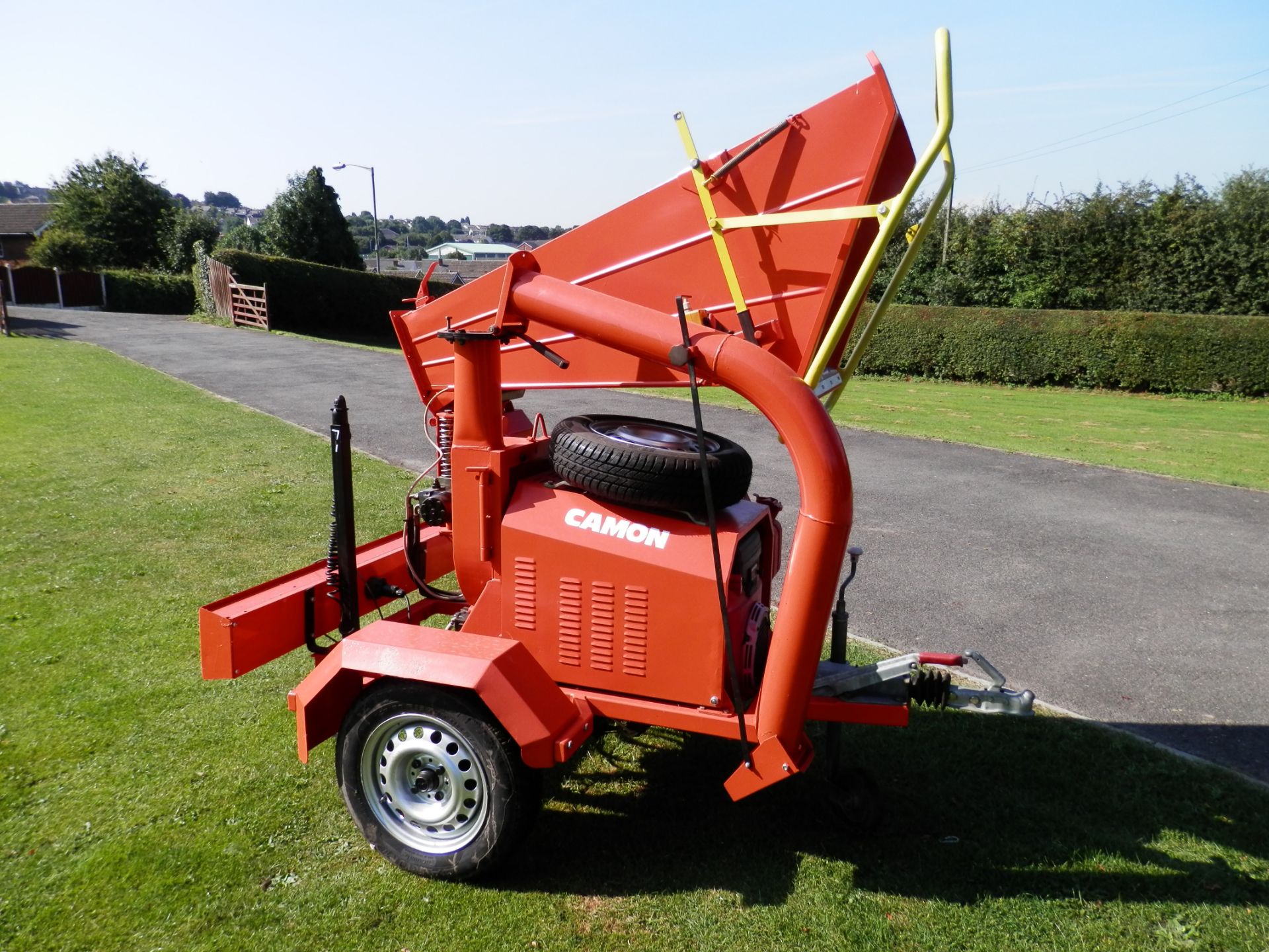 SUPERB CAMON C250P 5" PETROL POWERED WOOD CHIPPER APPROX 2007? SPARE WHEEL, WORKING WELL, NO VAT !! - Image 10 of 10