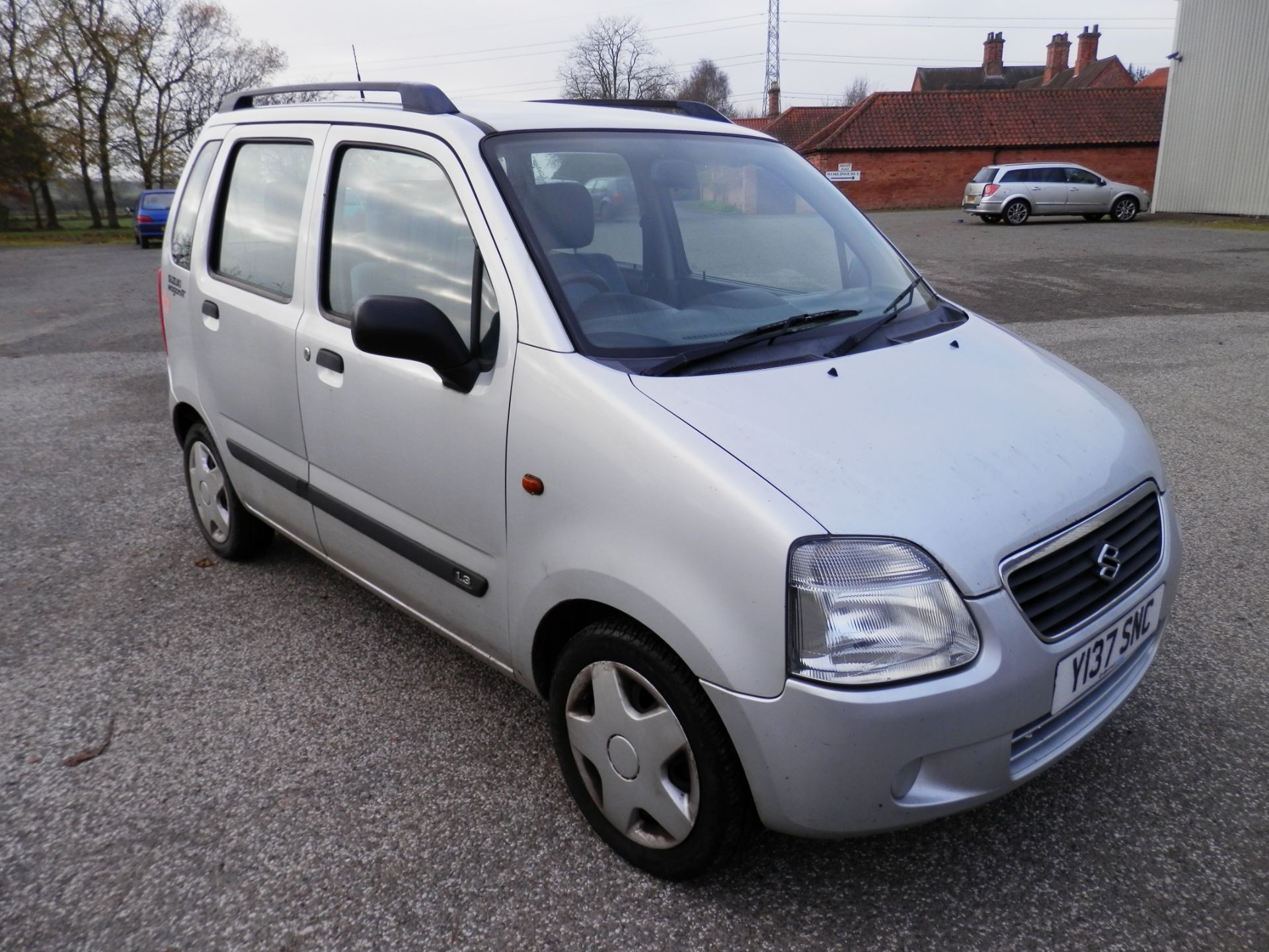 Y REG/2001 SUZUKI WAGON R 1.3 GL. 106K MILES, MOT JULY 2017. HISTORY TO 2014. CHEAP & CHEERFUL.