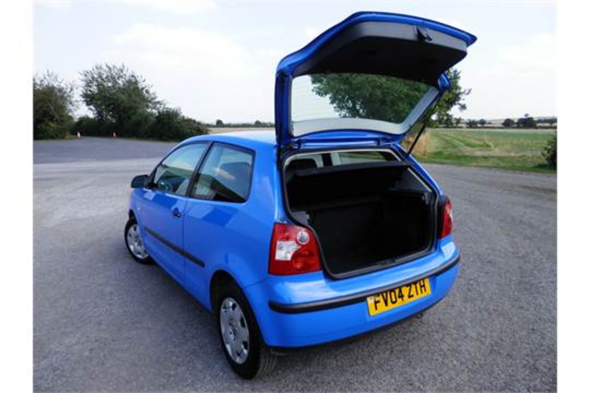 2004/04 PLATE VOLKSWAGEN POLO 1.2 S WITH POWER STEERING, 108K MILES, - Image 15 of 25