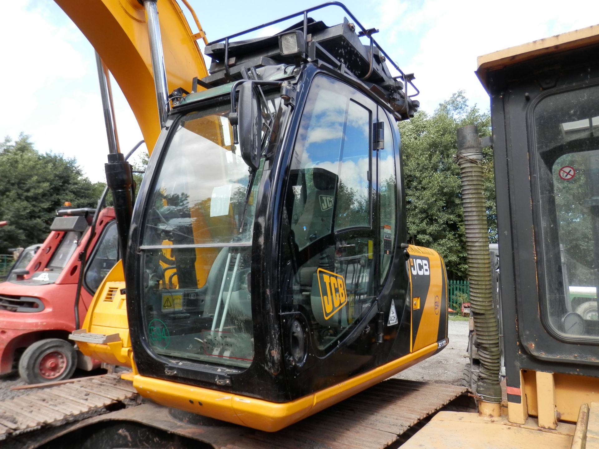 2010 JCBJS130 13.4 TONNE TRACKED DIGGER, ALL WORKING READY FOR WORK. 7806 WORKING HOURS. - Image 2 of 12