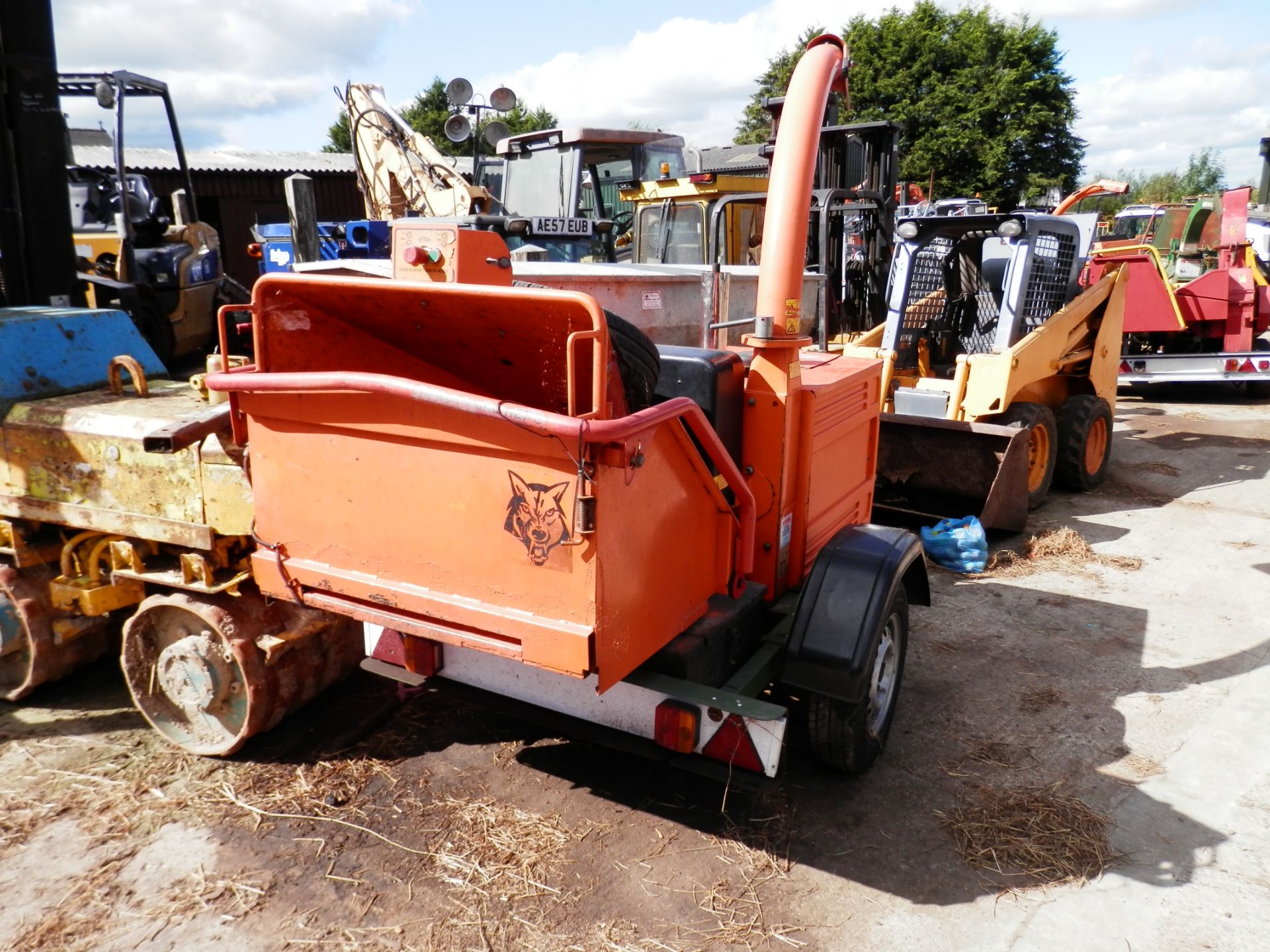 2002 TIMBERWOLF KUBOTA ENGINED DIESEL CHIPPER, TRAILERED UNIT. ALL WORKING. - Image 2 of 6