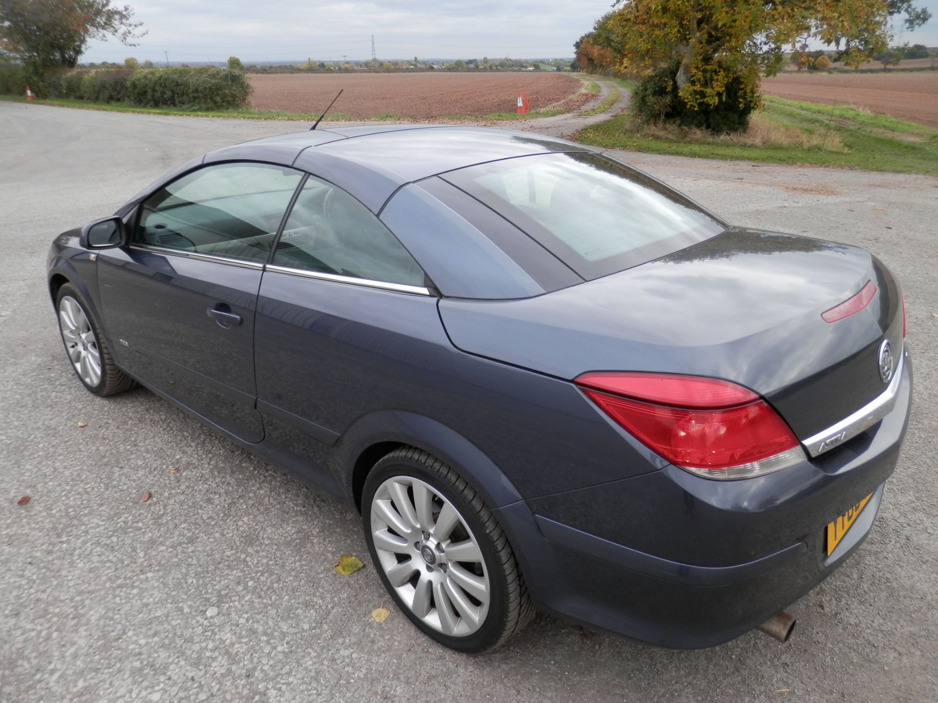 2006/06 VAUXHALL ASTRA DESIGN 1.8 SPORT TWIN TOP CONVERTIBLE, ONLY 62K MILES WARRANTED, MOT FEB 2017 - Image 6 of 25
