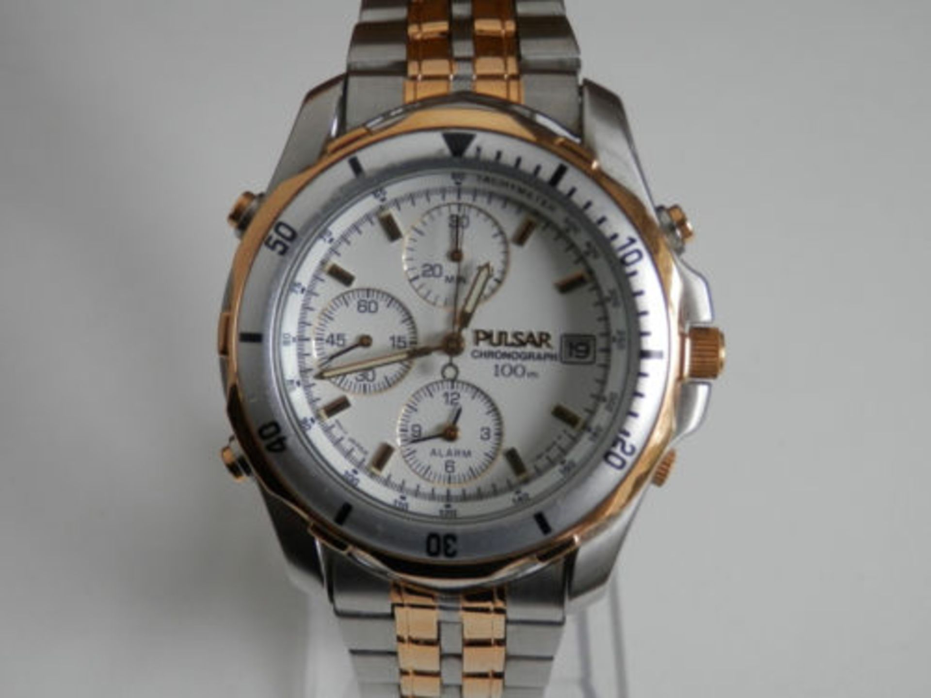 RARE WORKING 2000 PULSAR ALARM CHRONOGRAPH SPORTS 100 QUARTZ WATCH, ALL WORKING. - Image 2 of 10