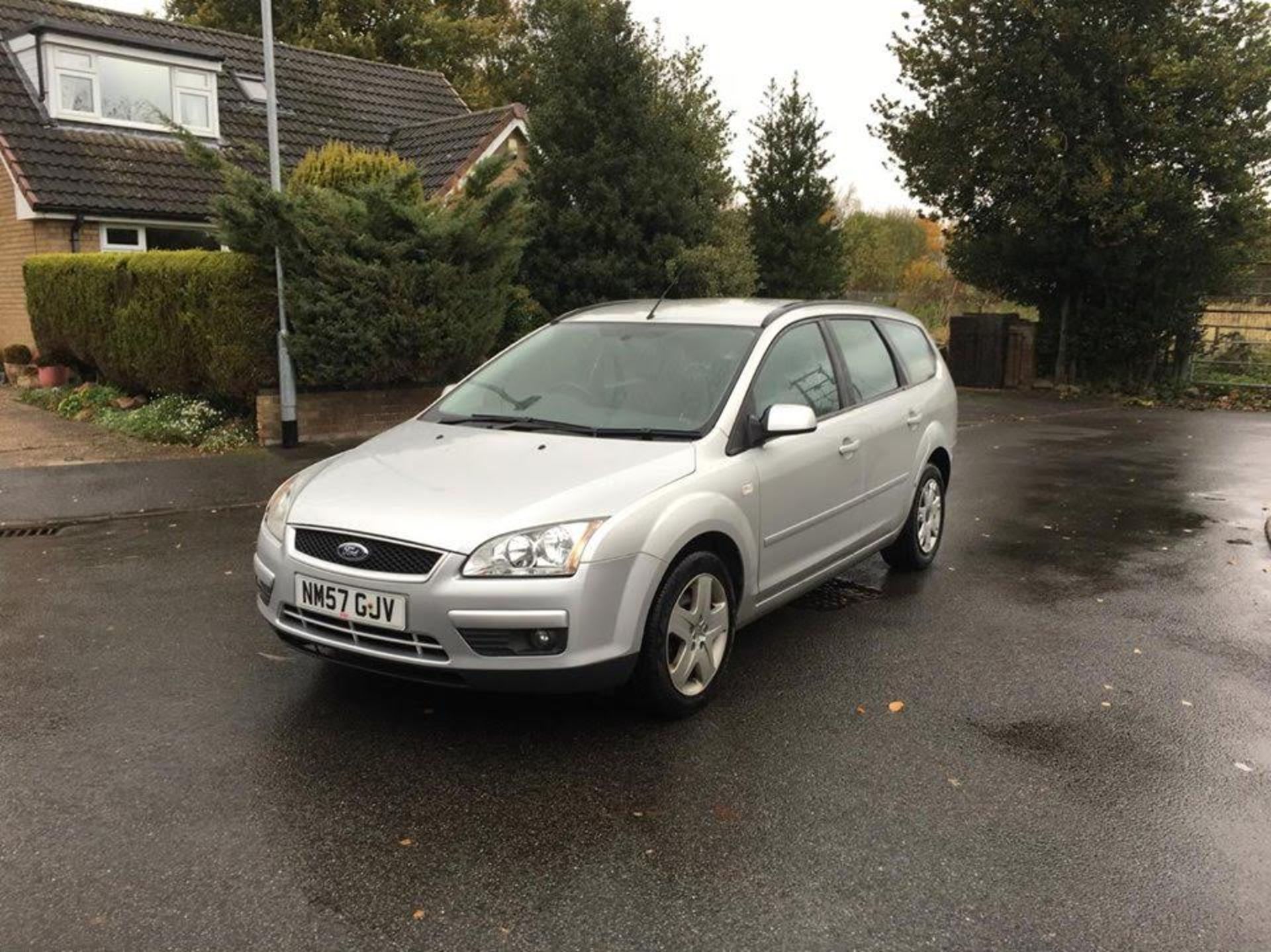 2008/57 PLATE FORD FOCUS 1.6 PETROL STYLE ESTATE, 91K MILES. MOT JULY 2017.