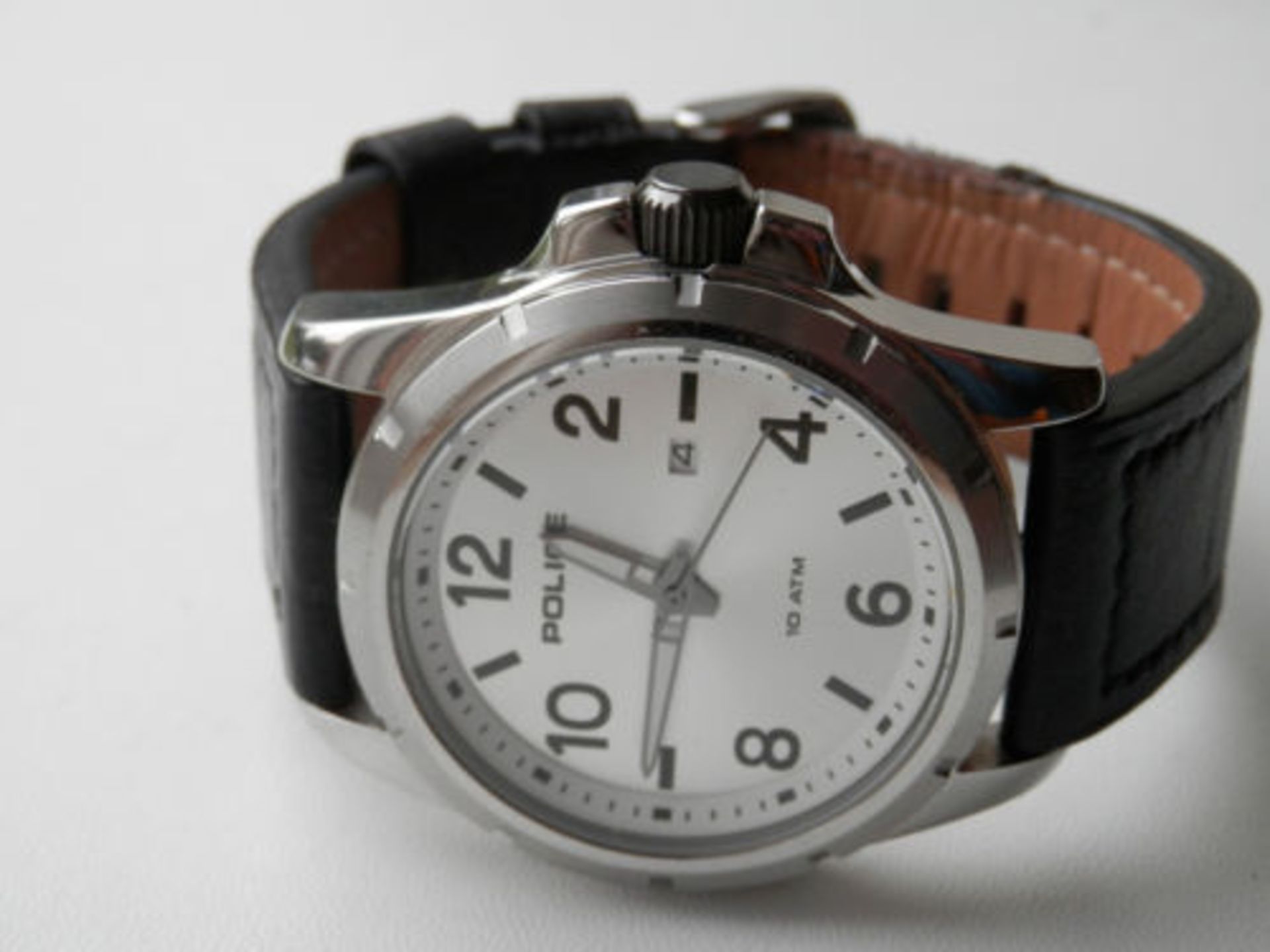 GORGEOUS LOOKING GENTS POLICE 48MM CHUNKY STAINLESS DATE WATCH, 100M WR RRP £110 - Image 5 of 10