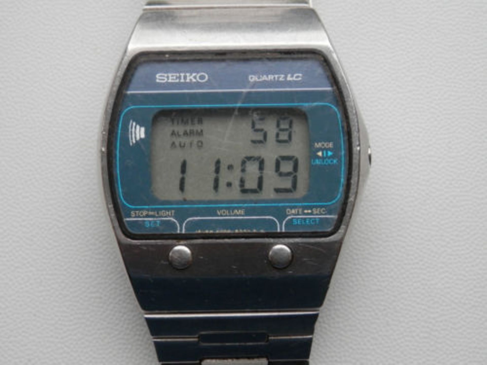 RARE 1978 SEIKO A029 5020 DIGITAL WATCH, WITH BOX, ALL WORKING - Image 11 of 12