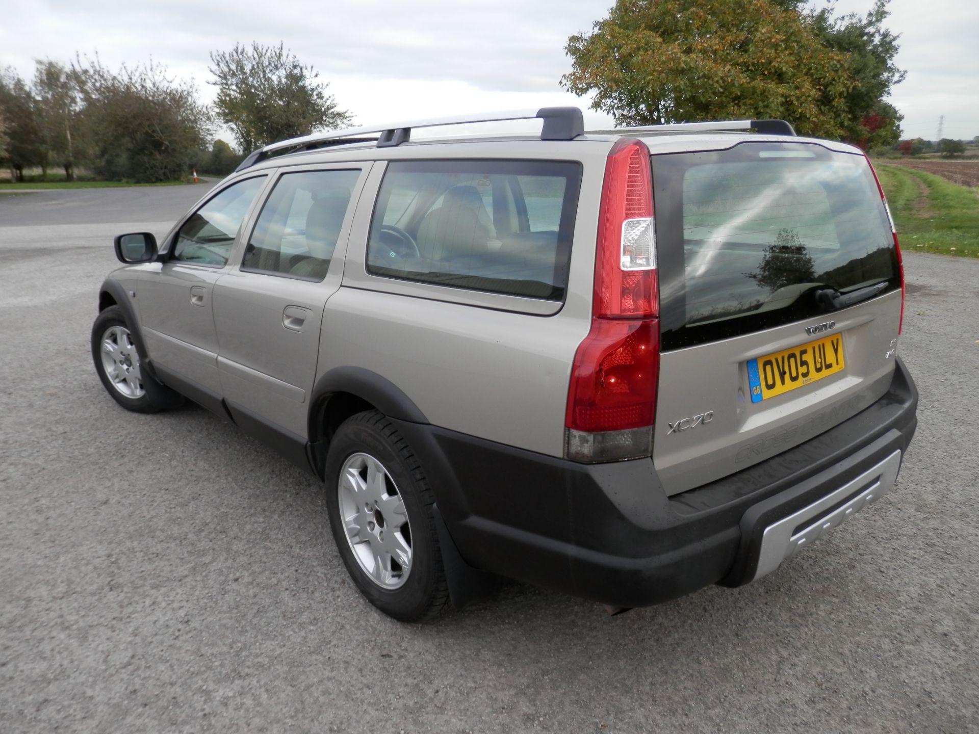 2005/05 VOLVO XC70 CROSS COUNTRY 2.4 D5 DIESEL AUTOMATIC, 4 WHEEL DRIVE, MOT MAY 2017, 150K MILES. - Image 5 of 26