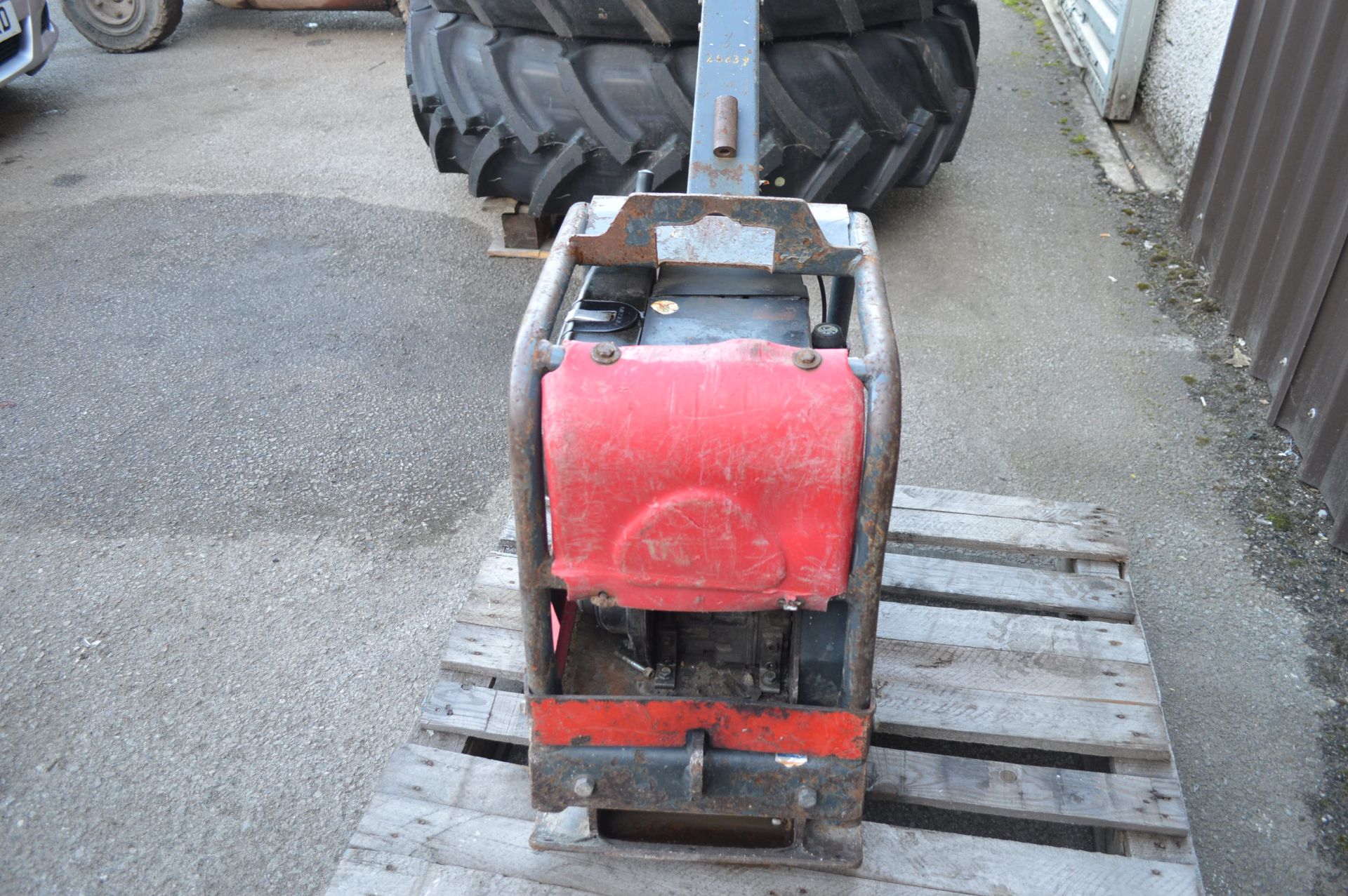 2008 BELLE REVERSIBLE DIESEL WACKER PLATE *NO VAT* - Image 2 of 8