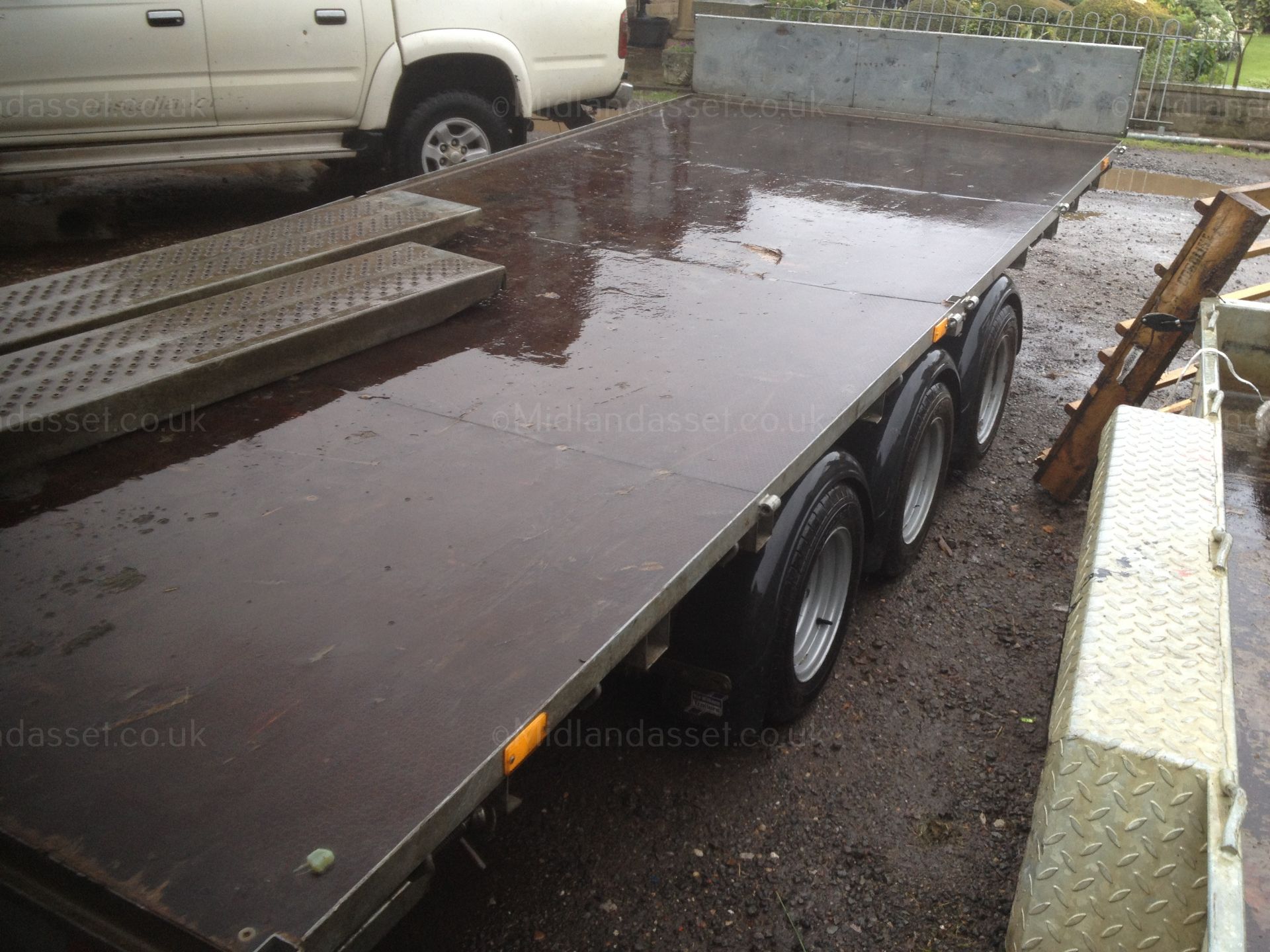 IFOR WILLIAMS TRI AXLE 3.5 TONNE 16 FOOT TRAILER - Image 6 of 7
