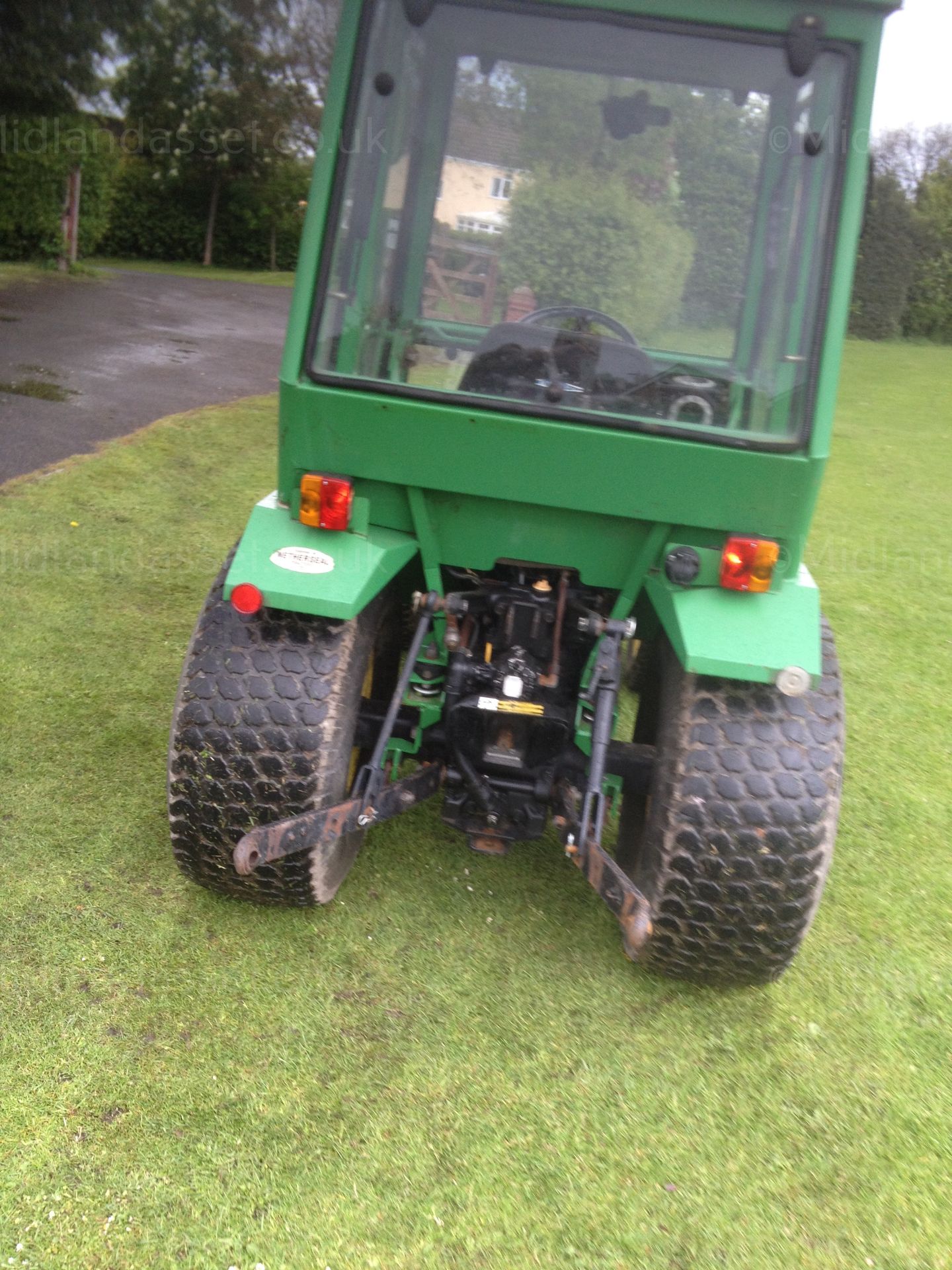 1992 JOHN DEERE 955 COMPACT TRACTOR WITH FULL MAUSER CAB - Image 5 of 7