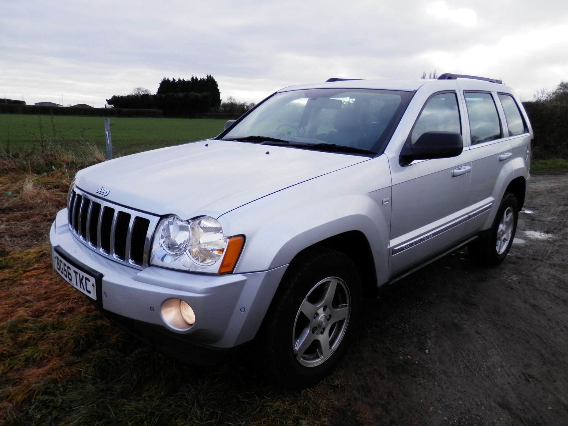 2006/56 PLATE JEEP GRAND CHEROKEE 3.0 CRD V6 TURBO DIESEL AUTO. ONLY 92K MILES. 12 MONTHS MOT - Image 2 of 29