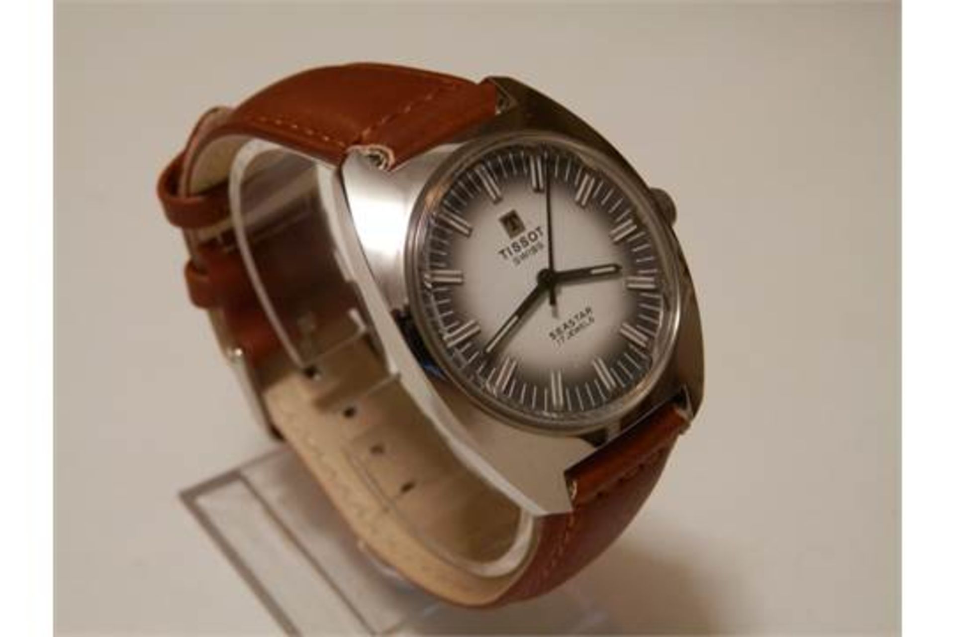 SUPERB GENTS TISSOT SEASTAR, POSSIBLY NEW/OLD STOCK 1970S 17 JEWEL SWISS WATCH (1 of 3 available)