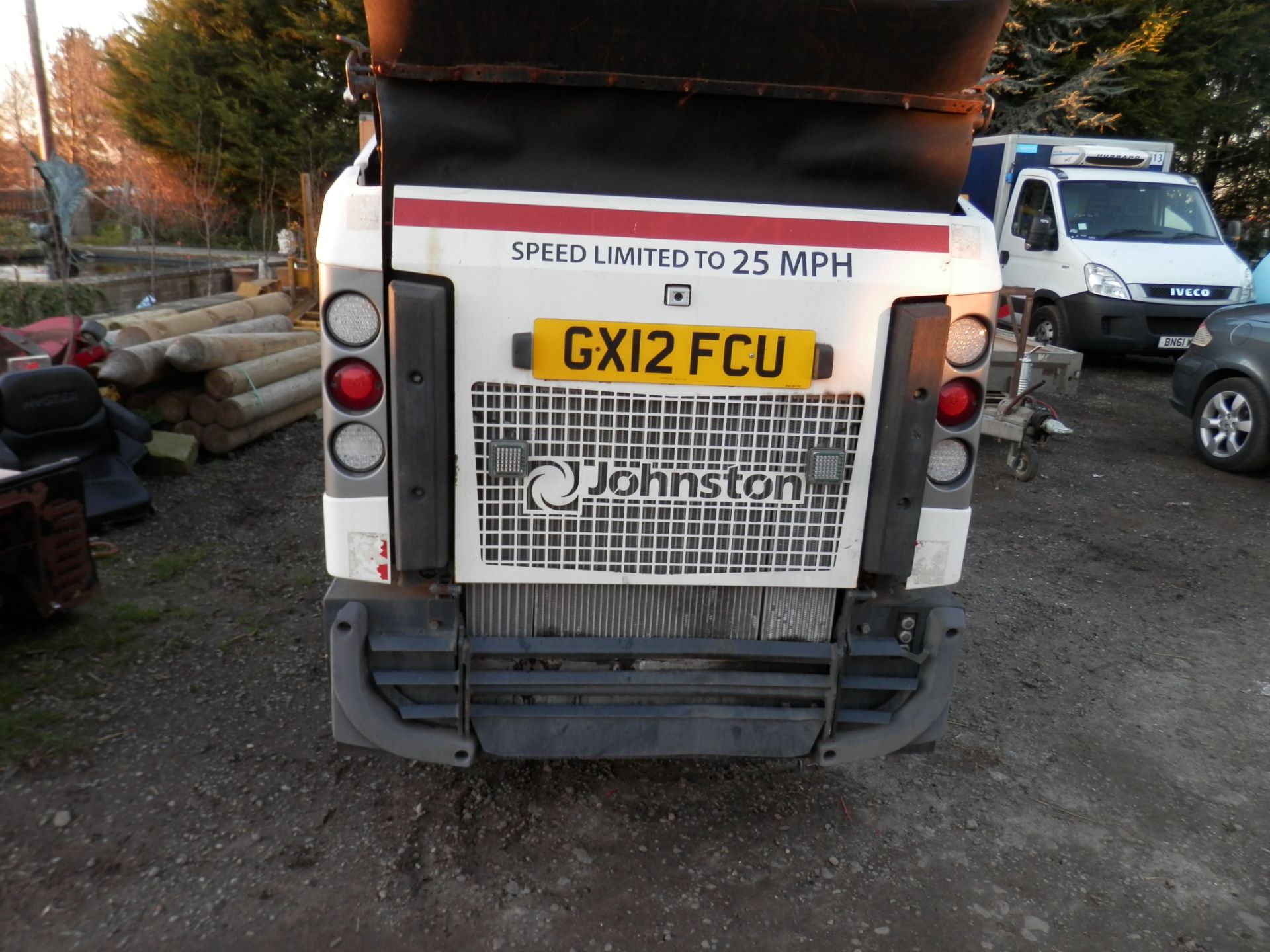 2012 JOHNSTON DIESEL ROAD SWEEPER, GOOD WORKING ORDER WITH DRAIN SUCTION PIPE. - Image 5 of 17