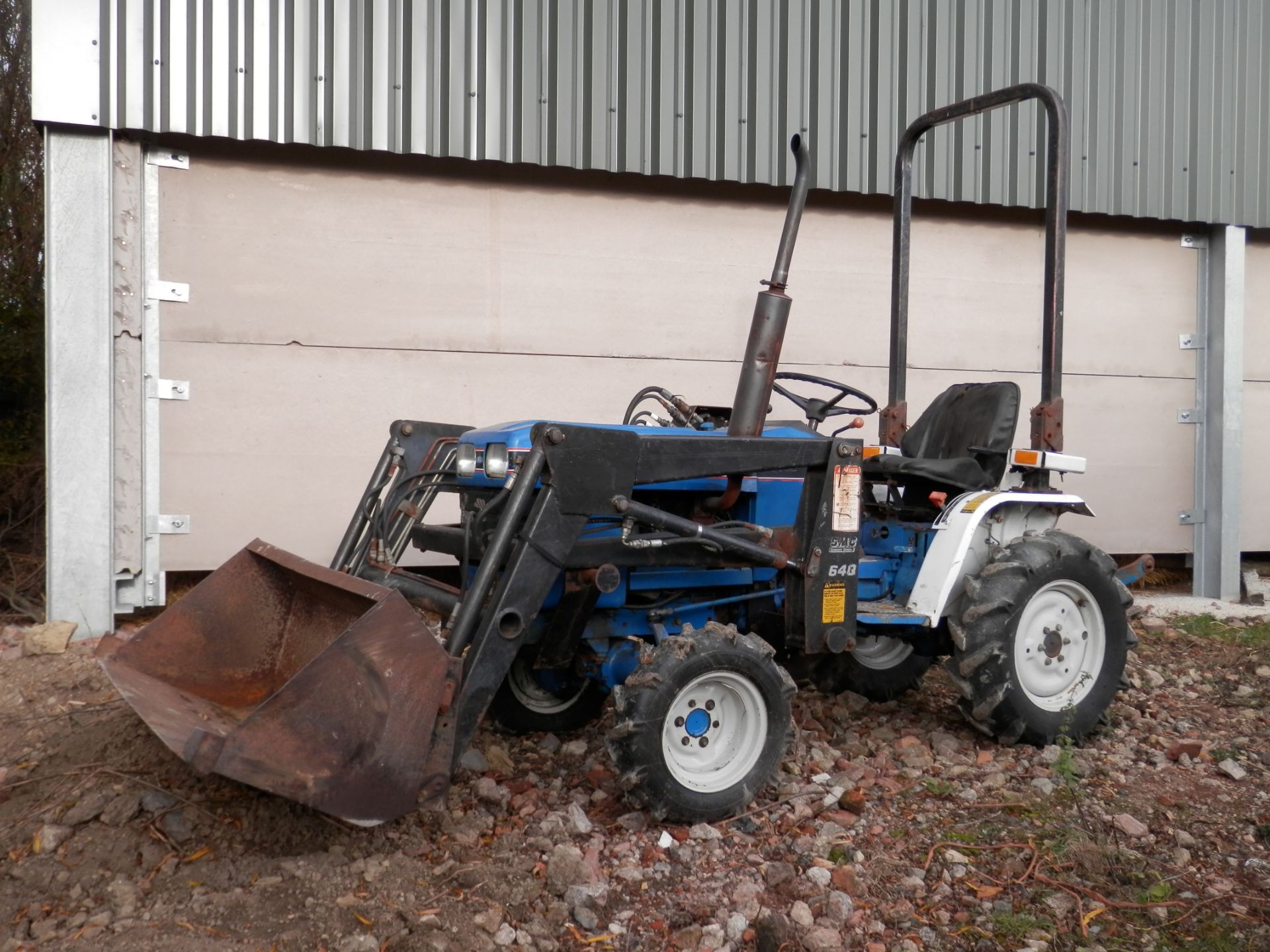 FORD 1220 MINI TRACTOR RUNNING, WORKING & DRIVING