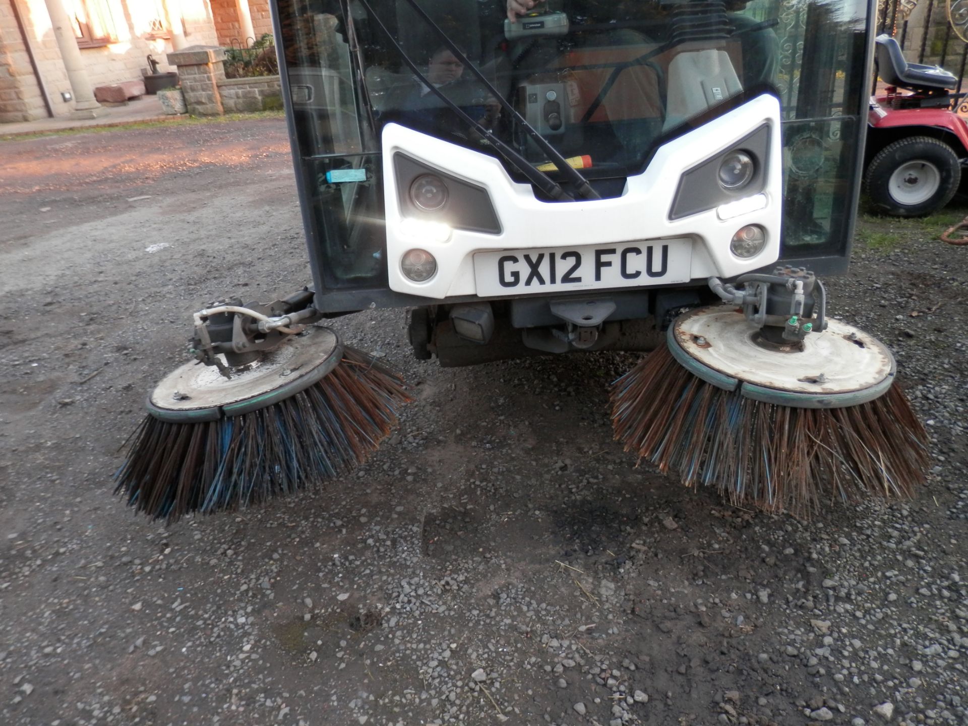2012 JOHNSTON DIESEL ROAD SWEEPER, GOOD WORKING ORDER WITH DRAIN SUCTION PIPE. - Image 15 of 17