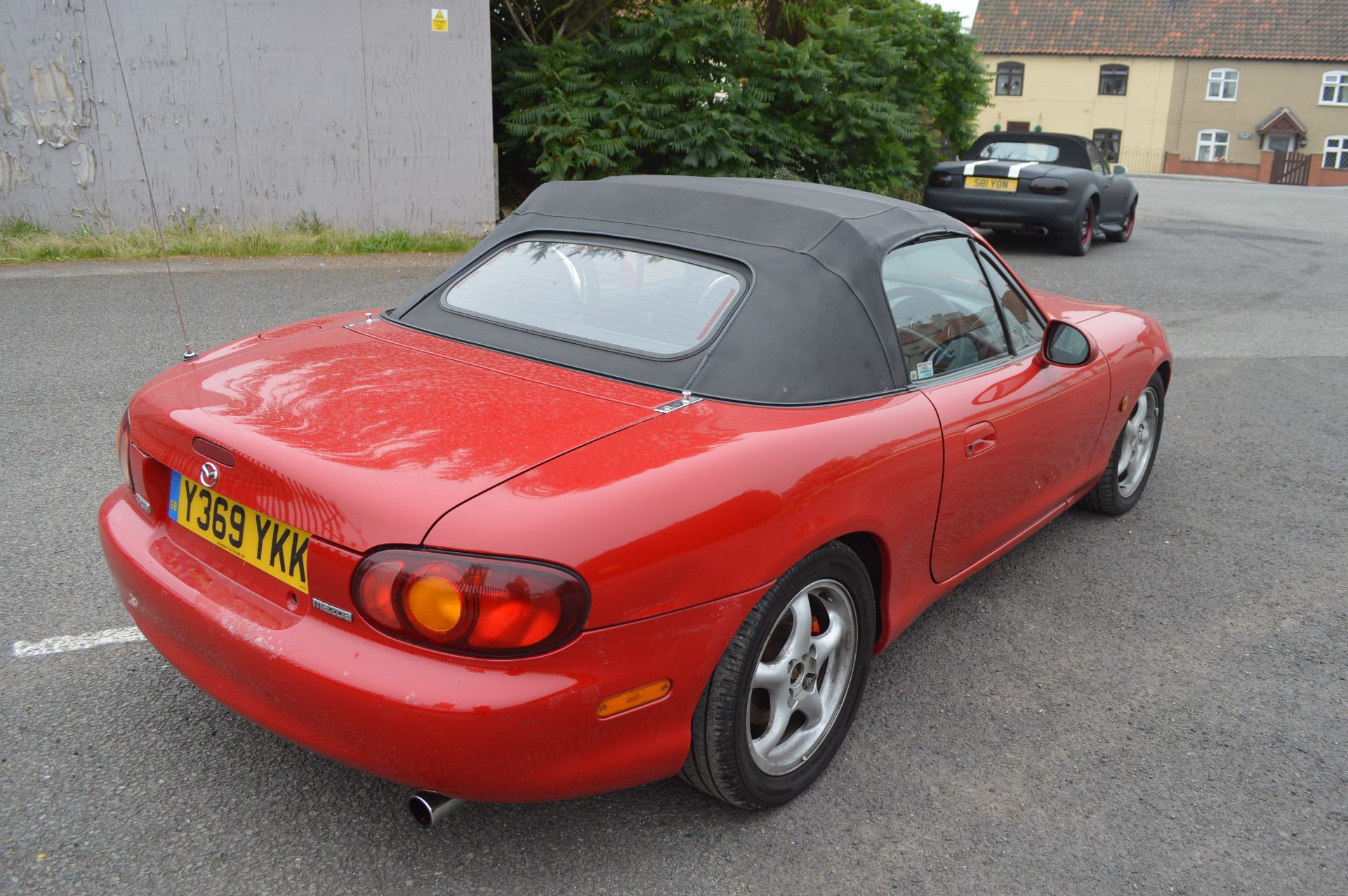 2001/Y REG MAZDA MX-5 1.81 CONVERTIBLE, UPRATED SUSPENSION, BRAKES, INDUCTION, - Image 6 of 17