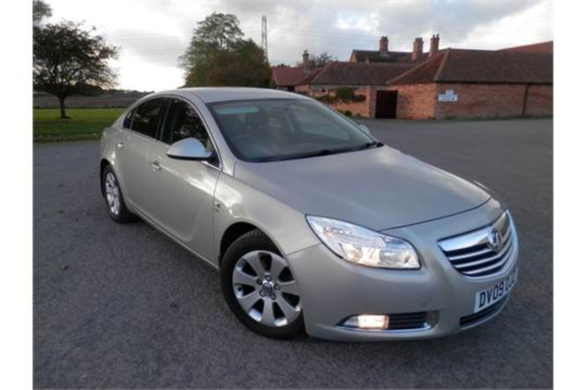 2009/09 REG VAUXHALL INSIGNIA SRI NAV 160 CDTI - FULL SERVICE HISTORY MOT APRIL 2017