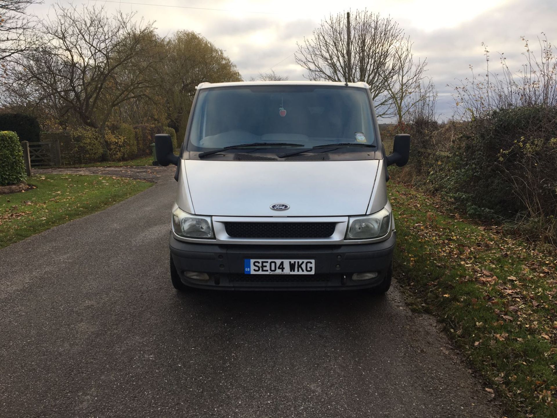 2004/04 REG FORD TOURNEO 280 SWB 9 SEATER *NO VAT* - Image 2 of 11