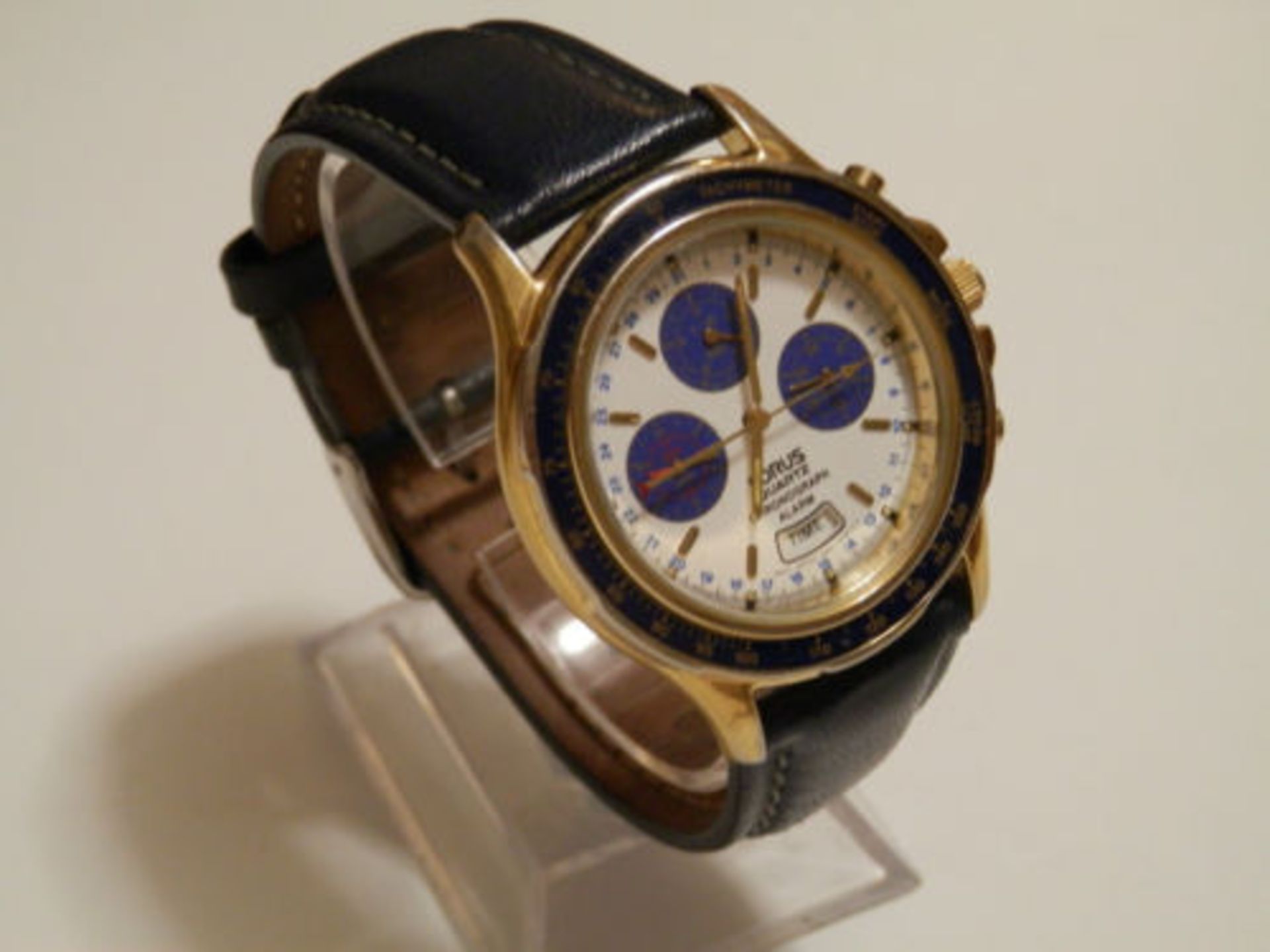 RETRO GENTS LORUS 1990S MINI DIAL CHRONOGRAPH, ALARM, DATE WATCH. KEEPING TIME. - Image 5 of 11