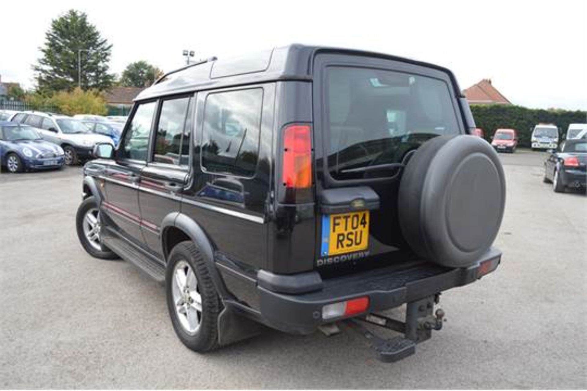 2004/04 REG LAND ROVER DISCOVERY BLACK LANDMARK TD5 7 SEATER - SERVICE HISTORY PRESENT - Image 5 of 29