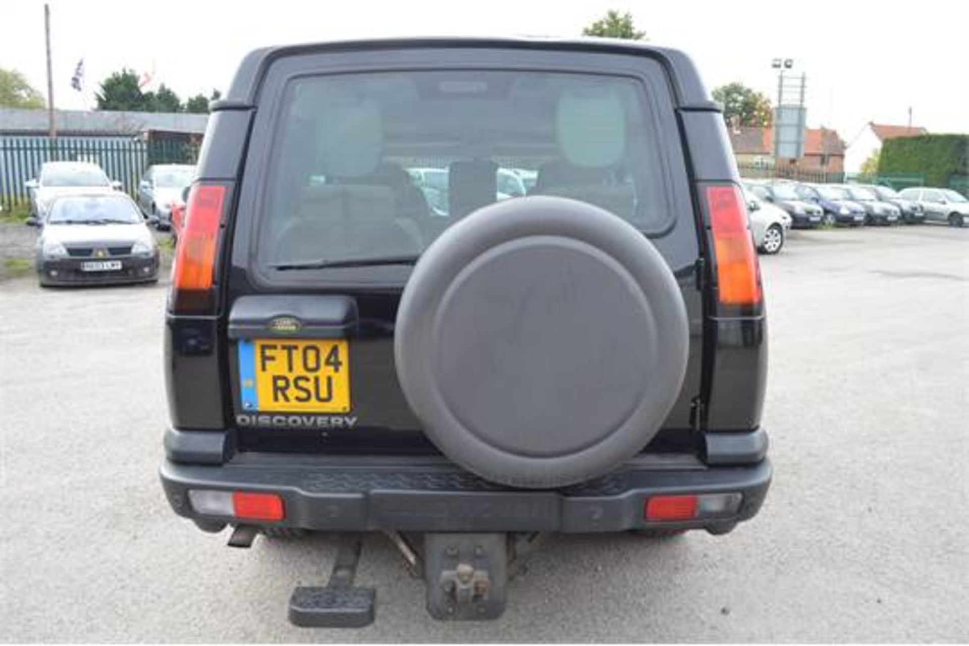 2004/04 REG LAND ROVER DISCOVERY BLACK LANDMARK TD5 7 SEATER - SERVICE HISTORY PRESENT - Image 4 of 29