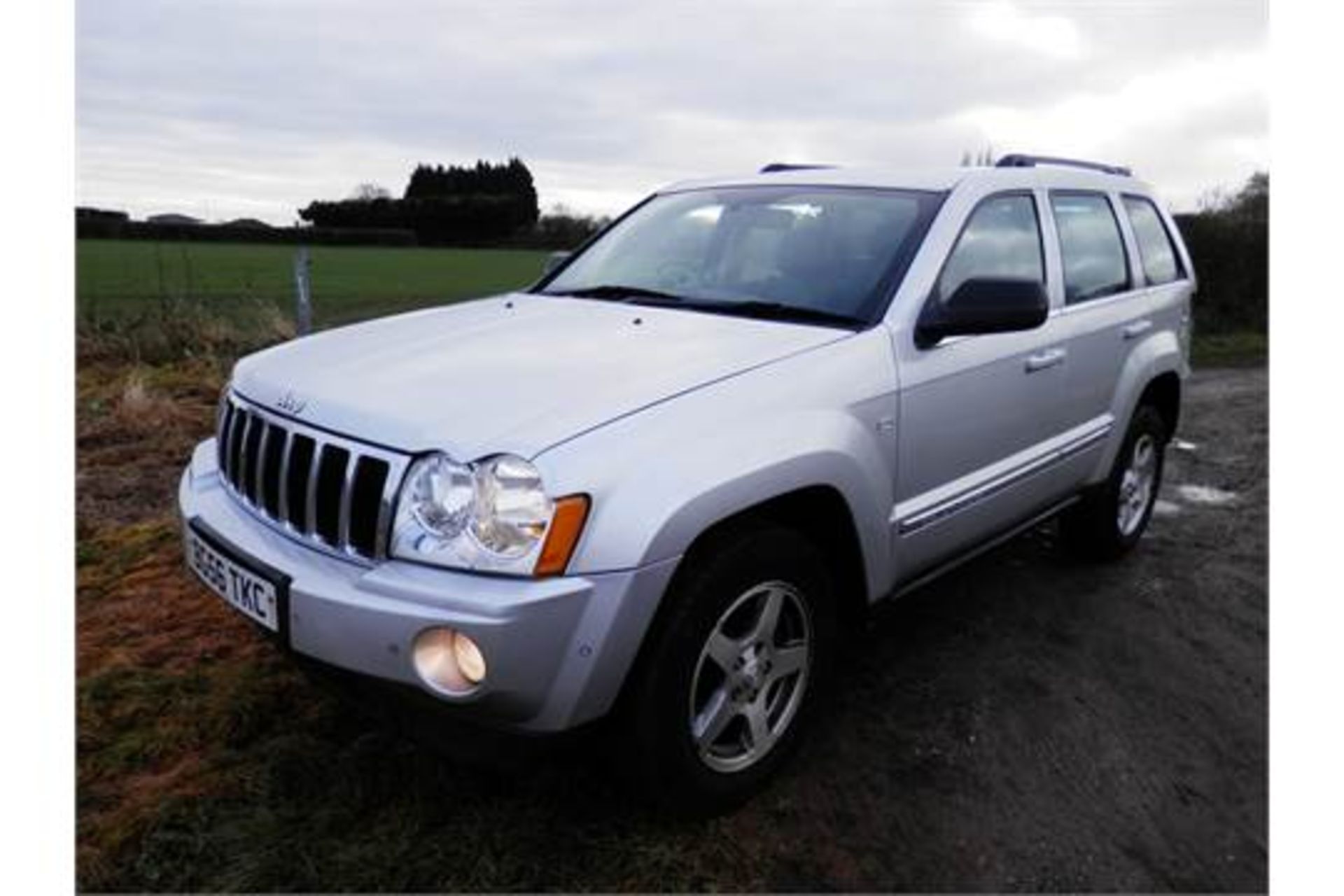 2006/56 PLATE JEEP GRAND CHEROKEE 3.0 CRD V6 TURBO DIESEL AUTO. ONLY 92K MILES. 12 MONTHS MOT