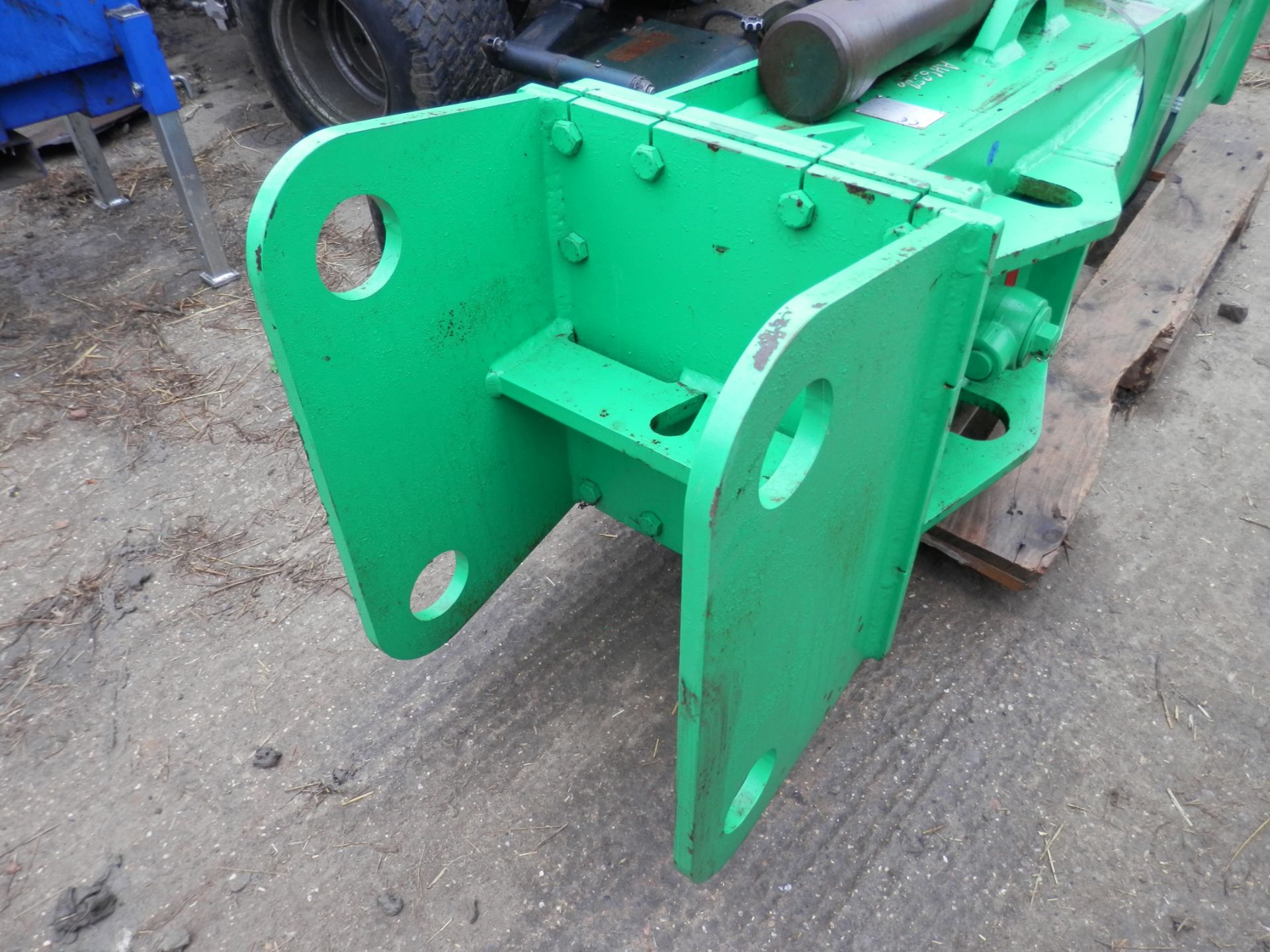 NEW 2016 BREAKER ATTACHMENT FOR DIGGER, MODEL BRH501SIL, COST £15000 NEW - Image 3 of 6