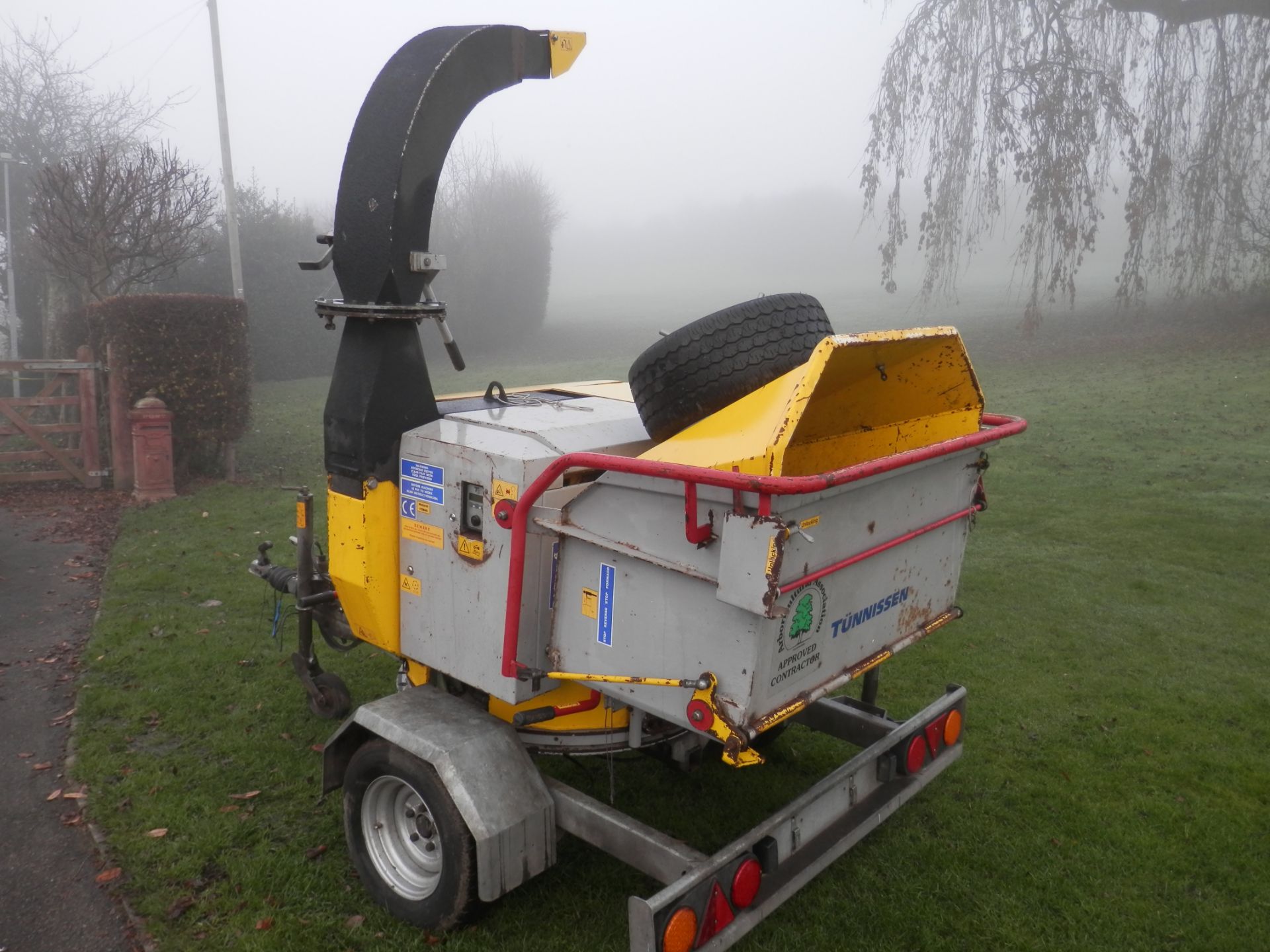 2009 TUNNISSEN LOMBARDINI ENGINED SWIVEL CHIPPER, WORKING FINE. - Image 12 of 12