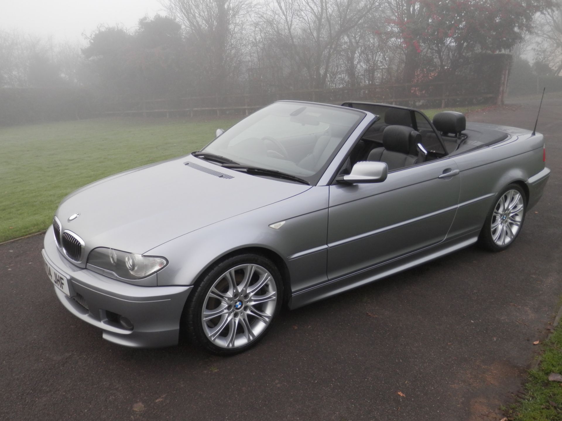 2004/04 BMW 330 CI M-SPORT COUPE SPORTS AUTO CONVERTIBLE, SILVER WITH BLACK LEATHER, ONLY 69K MILES. - Image 9 of 21