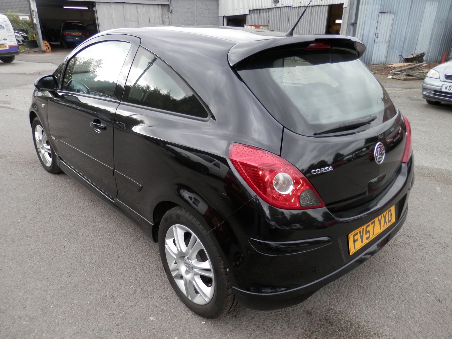 2008/57 PLATE VAUXHALL CORSA DESIGN, 1.4 PETROL MANUAL, 66K MILES, MOT AUGUST 2017. - Bild 4 aus 17