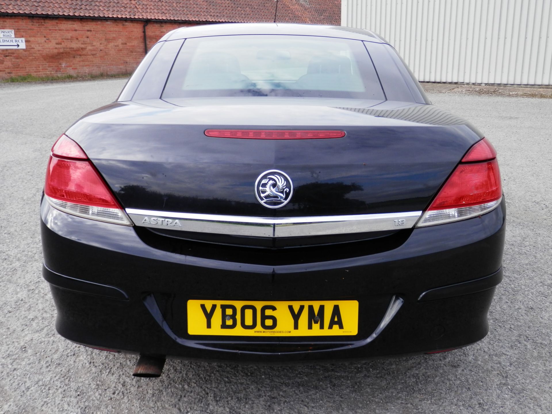 2006/06 VAUXHALL 1.8 SPORT TWINTOP, HARDTOP FOLDING CONVERTIBLE, 5 SPEED MANUAL, PETROL, MOT 05/2017 - Bild 3 aus 27