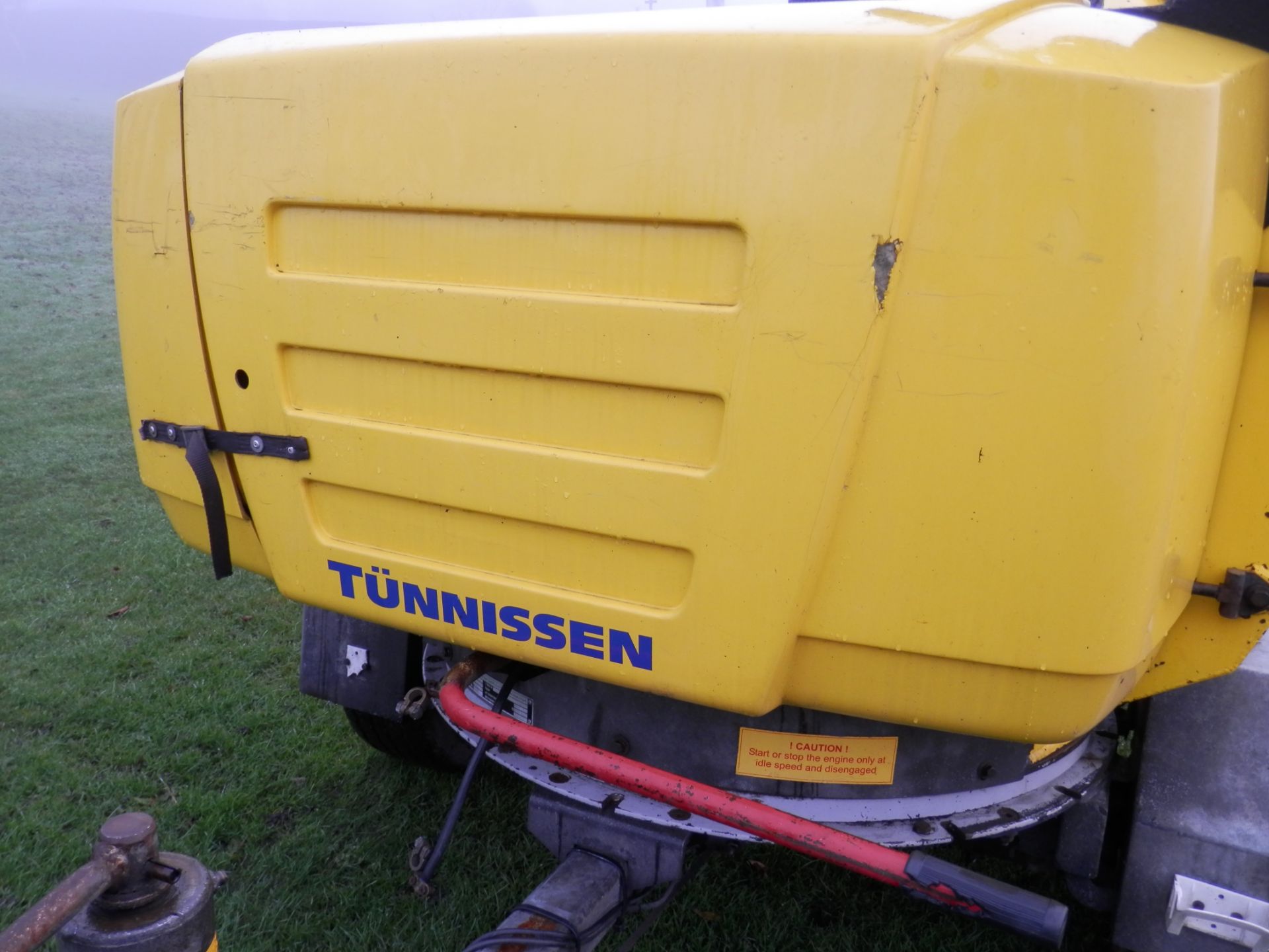 2009 TUNNISSEN LOMBARDINI ENGINED SWIVEL CHIPPER, WORKING FINE. - Image 3 of 12